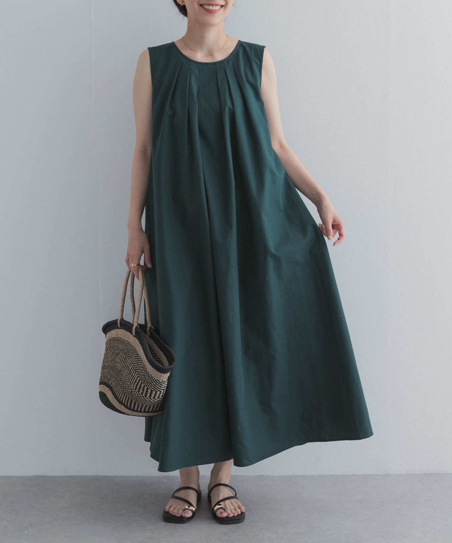 URBAN RESEARCH DOORS「フロントタックノースリーブワンピース」|ワンピース|