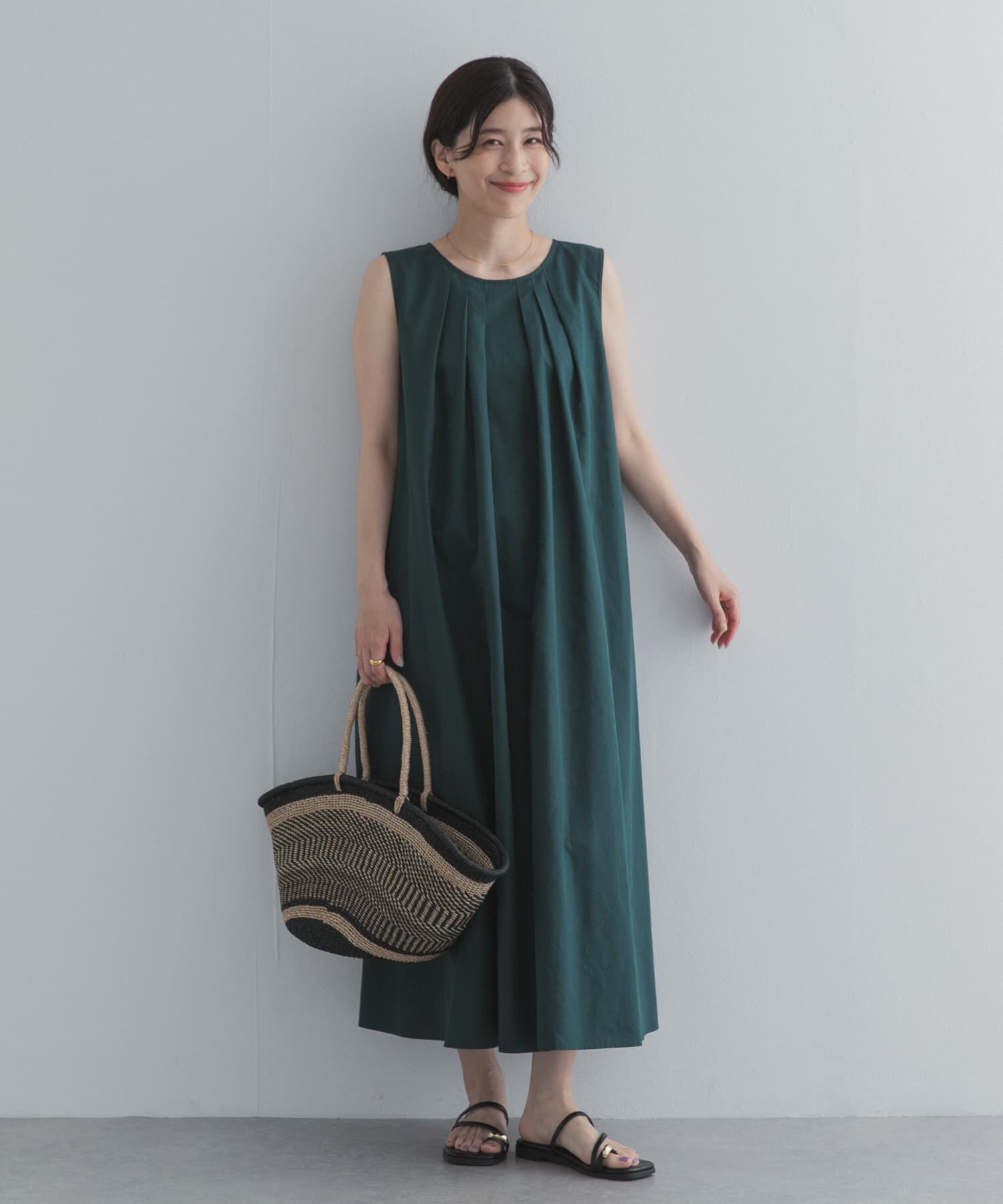 URBAN RESEARCH DOORS「フロントタックノースリーブワンピース」|ワンピース|