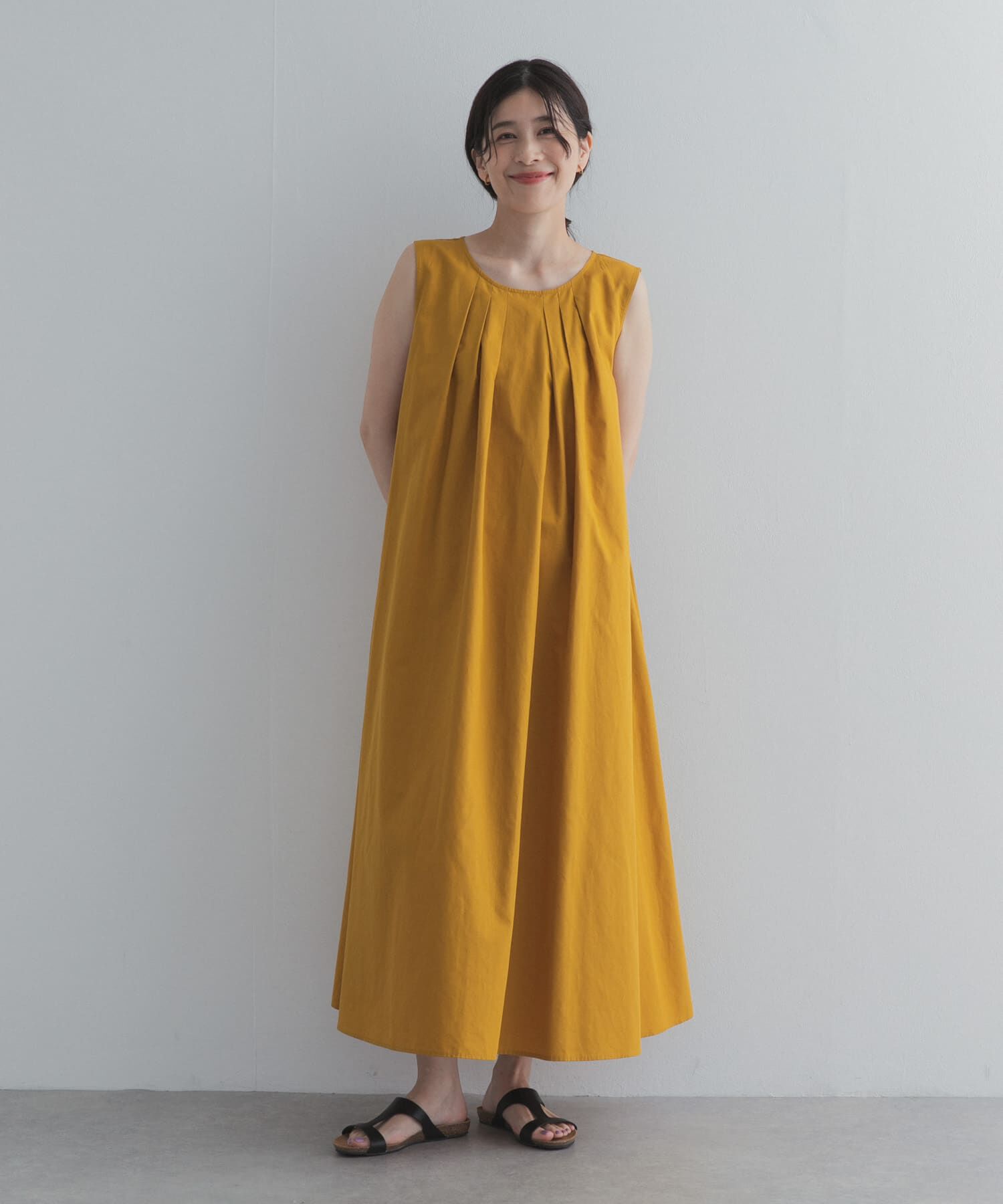 URBAN RESEARCH DOORS「フロントタックノースリーブワンピース」|ワンピース|