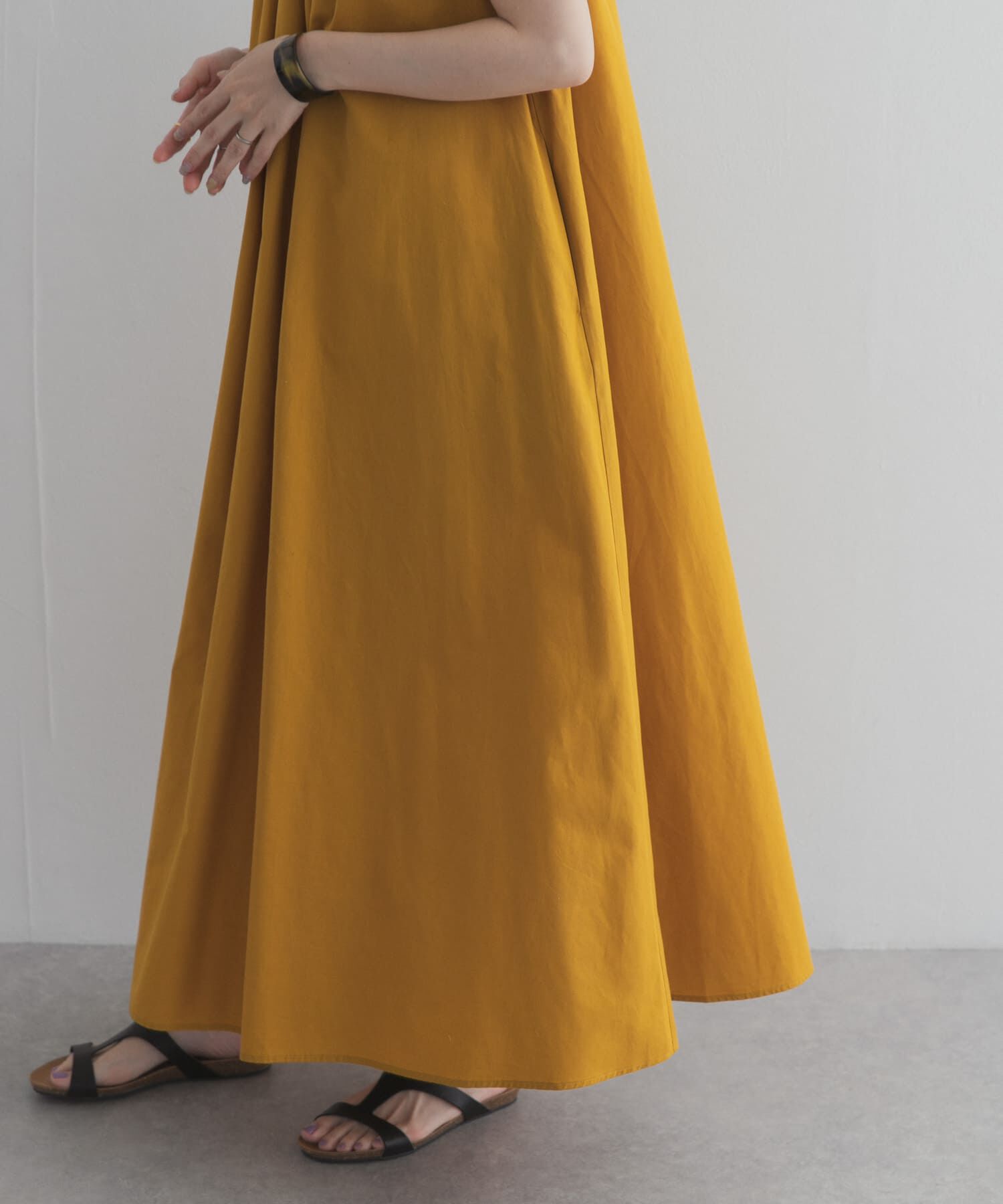 URBAN RESEARCH DOORS「フロントタックノースリーブワンピース」|ワンピース|