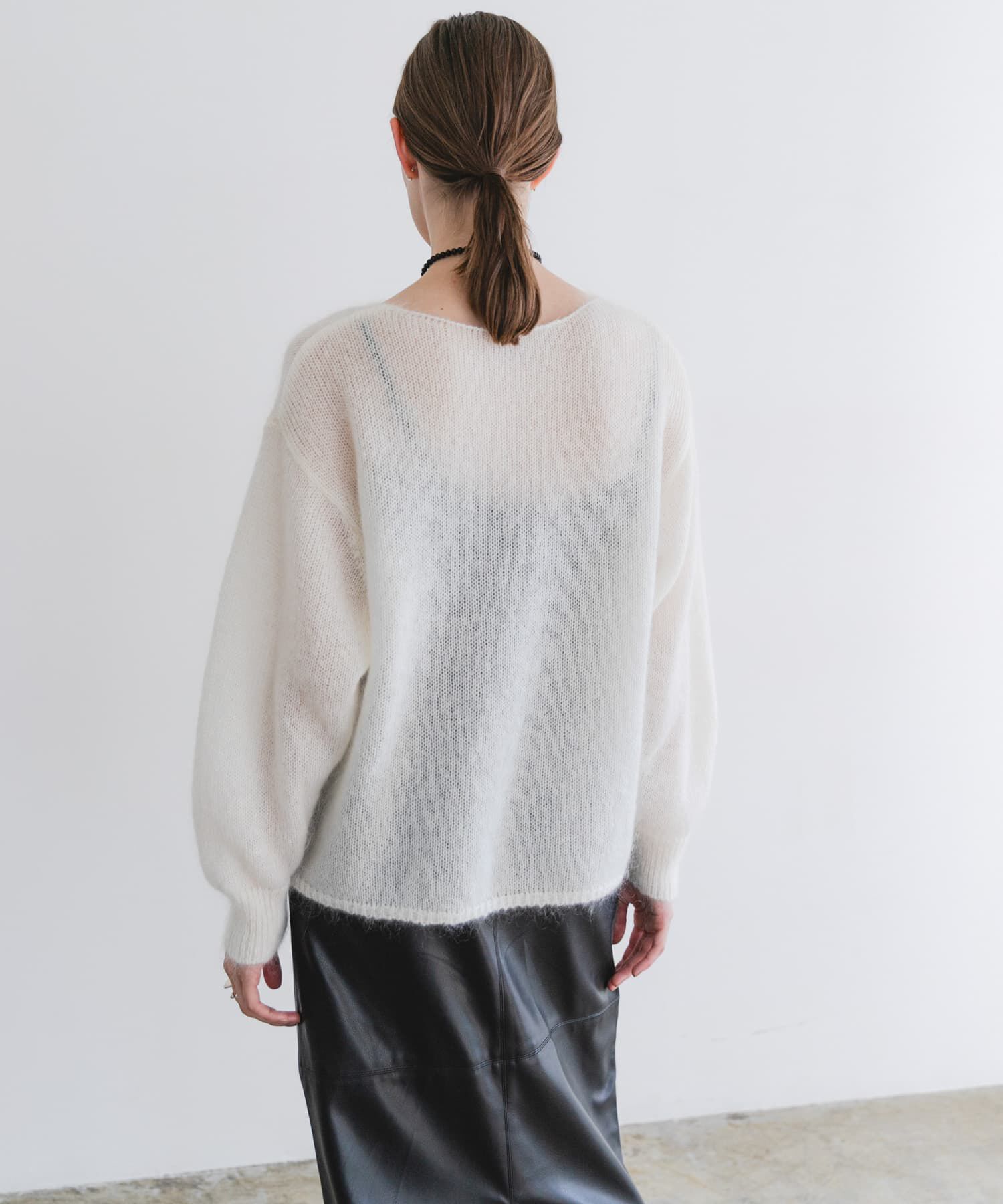 URBAN RESEARCH「『WEB/一部店舗限定カラー』ヘアリールーズニット」|ニット・セーター|