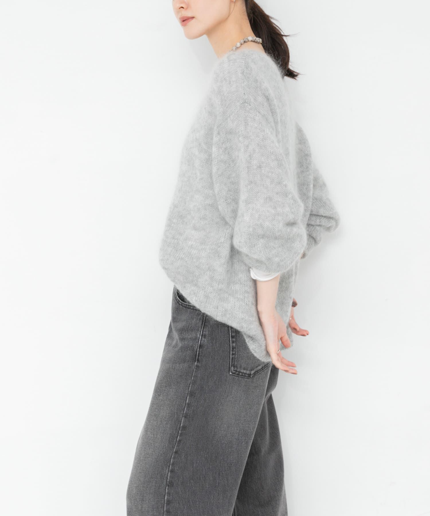 URBAN RESEARCH「『WEB/一部店舗限定カラー』ヘアリールーズニット」|ニット・セーター|