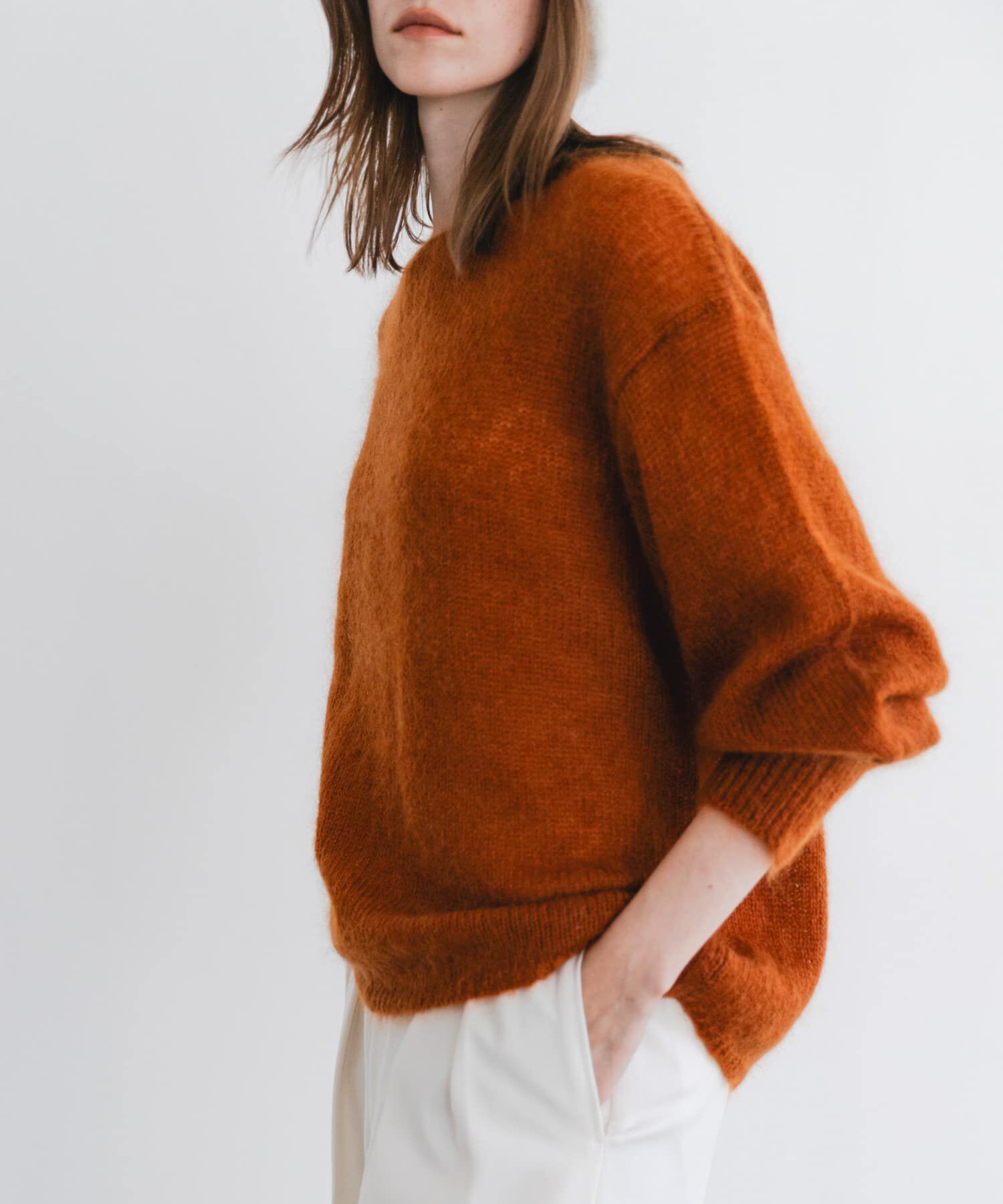 URBAN RESEARCH「『WEB/一部店舗限定カラー』ヘアリールーズニット」|ニット・セーター|