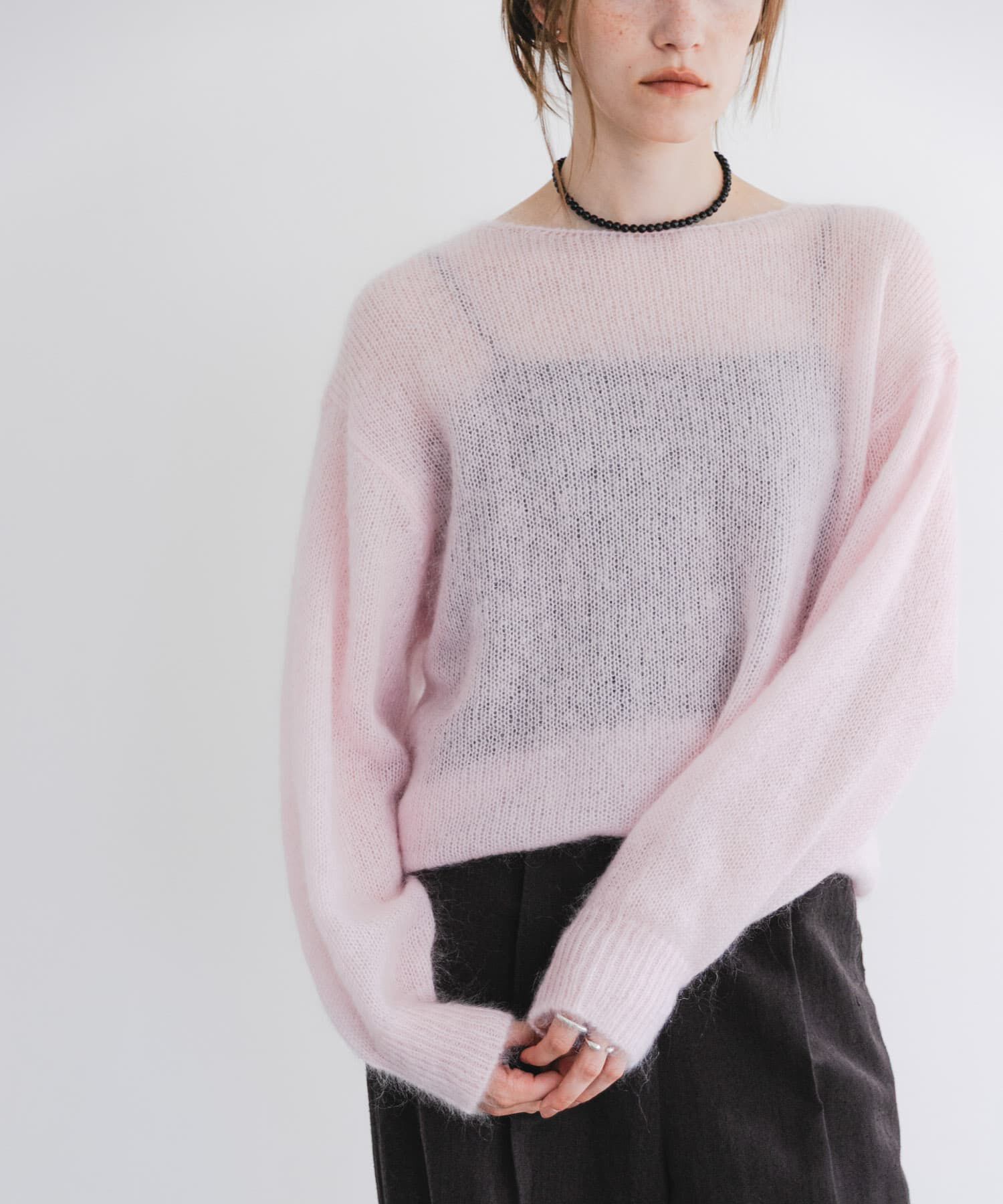 URBAN RESEARCH「『WEB/一部店舗限定カラー』ヘアリールーズニット」|ニット・セーター|ライトピンク