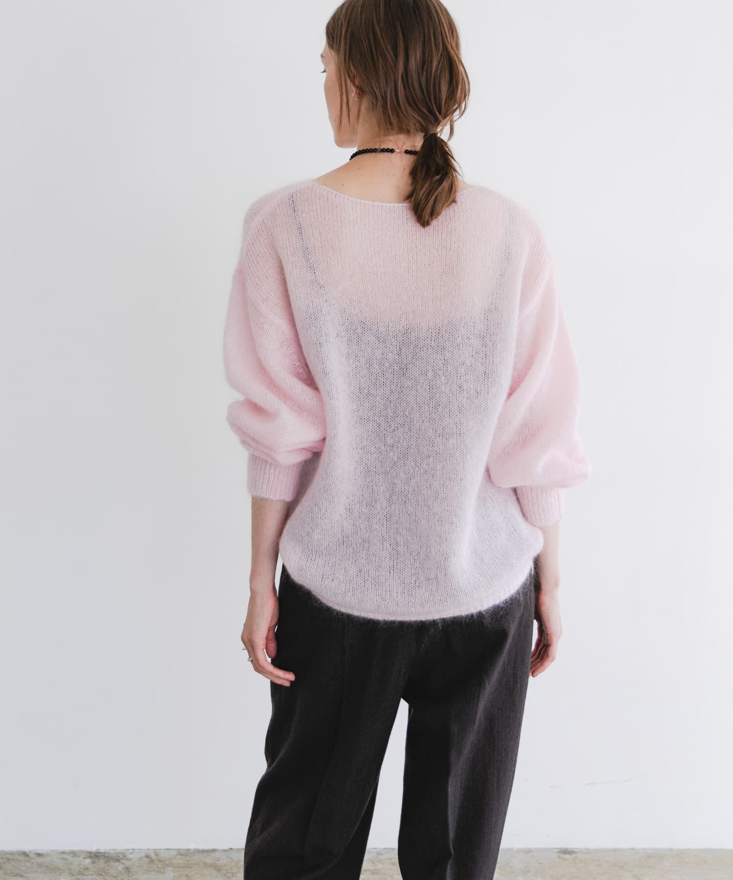URBAN RESEARCH「『WEB/一部店舗限定カラー』ヘアリールーズニット」|ニット・セーター|