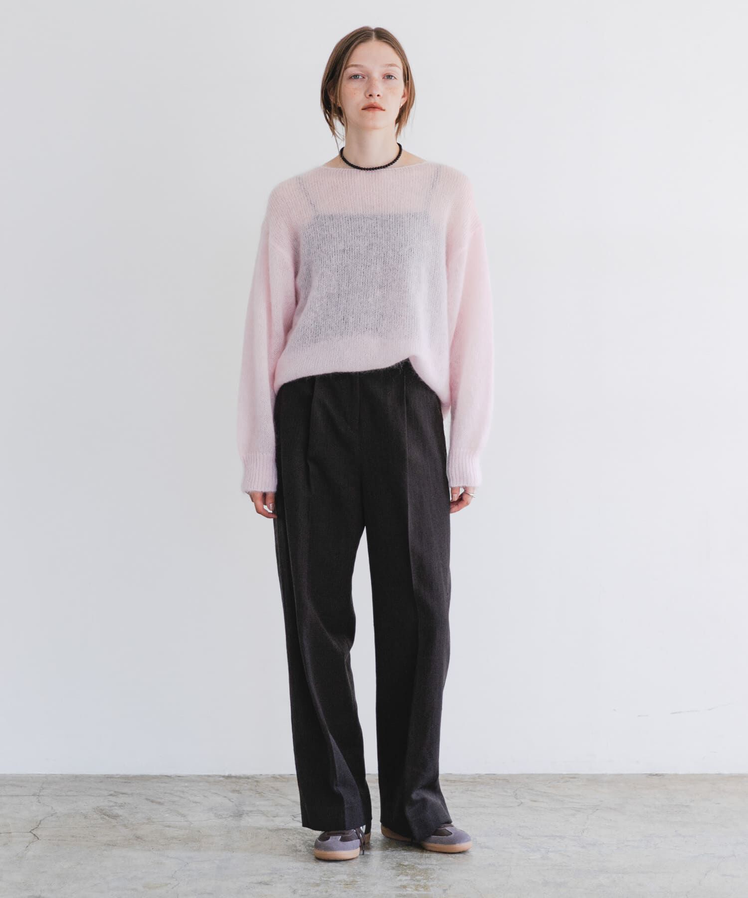 URBAN RESEARCH「『WEB/一部店舗限定カラー』ヘアリールーズニット」|ニット・セーター|