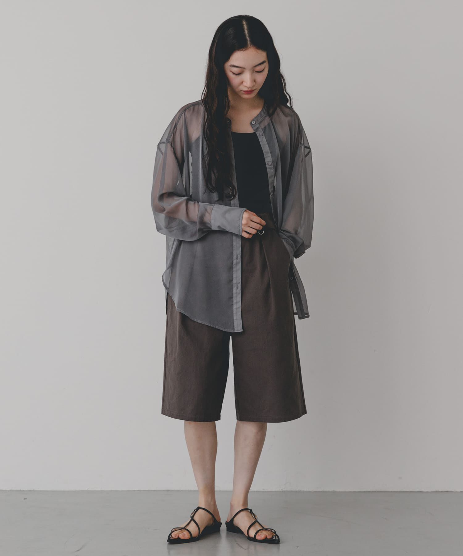 SENSE OF PLACE by URBAN RESEARCH「バンドカラーシャンブレーシアーシャツ」|シャツ・ブラウス|