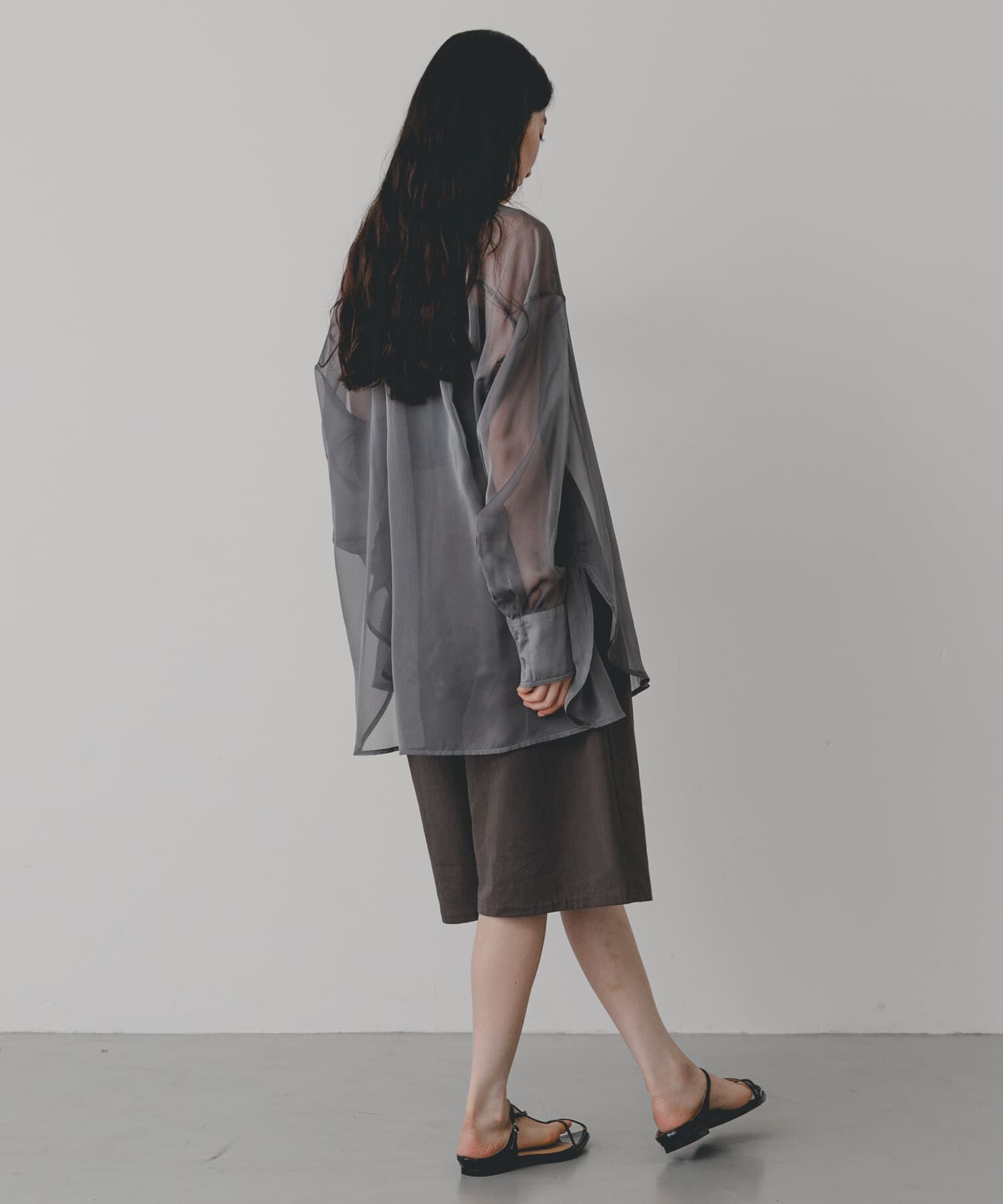 SENSE OF PLACE by URBAN RESEARCH「バンドカラーシャンブレーシアーシャツ」|シャツ・ブラウス|