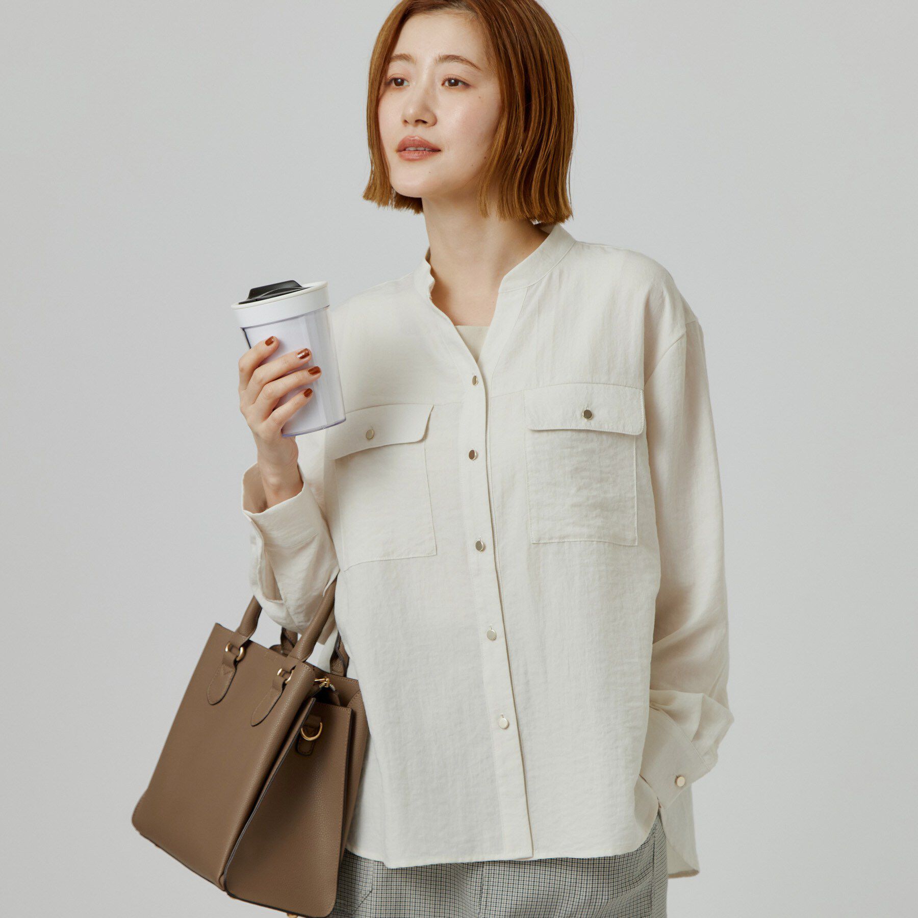 grove「【防しわ】顔周りをすっきり見せる バンドカラースキッパーシャツ」|シャツ・ブラウス|アイボリー(004)