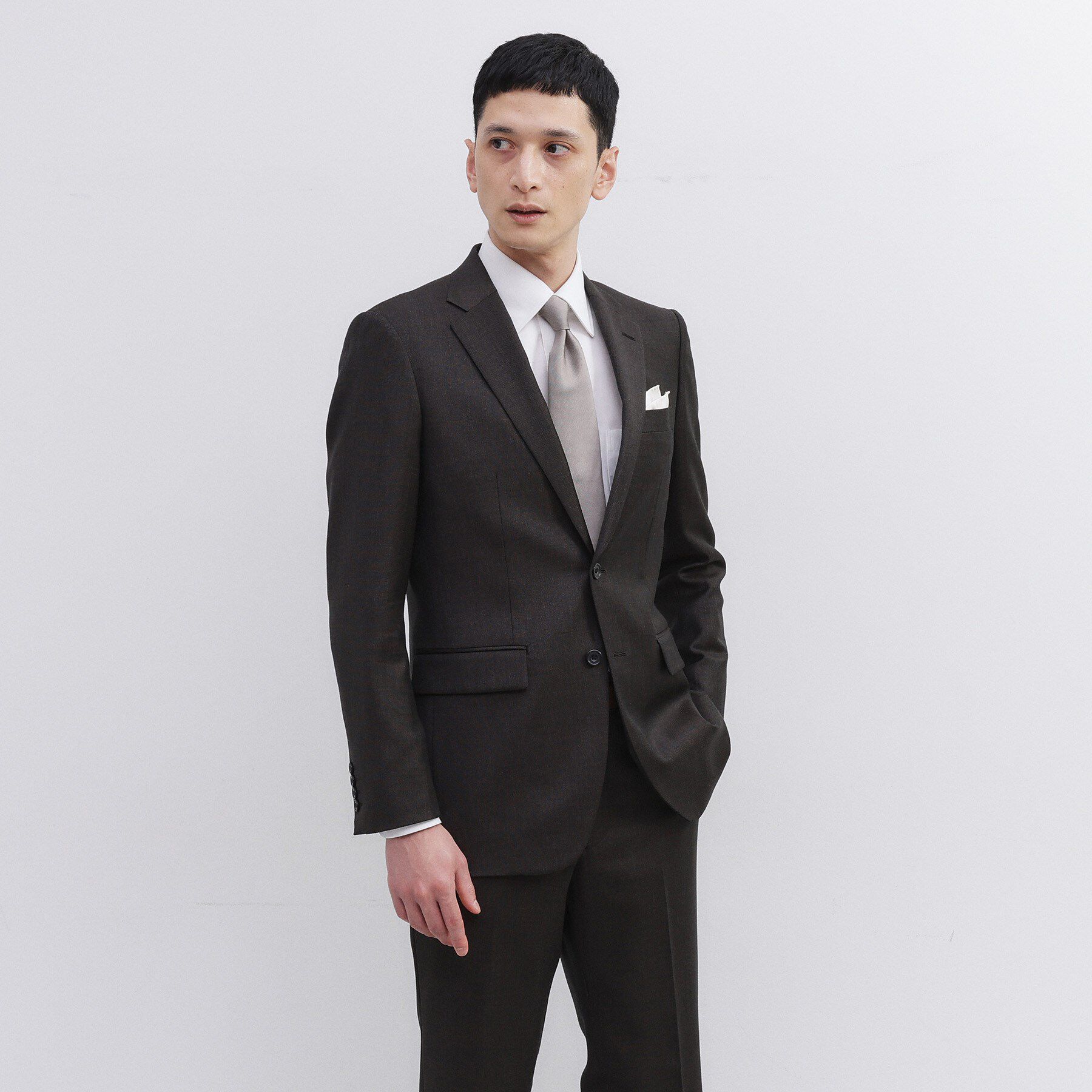 TAKEO KIKUCHI「【Three by Three】シャイニーシャークピンヘッド スーツ/3ピース対応可」|スーツ|