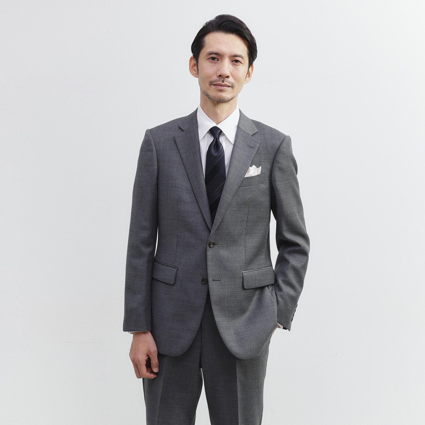 TAKEO KIKUCHI「【Three by Three】シャイニーシャークピンヘッド スーツ/3ピース対応可」|スーツ|