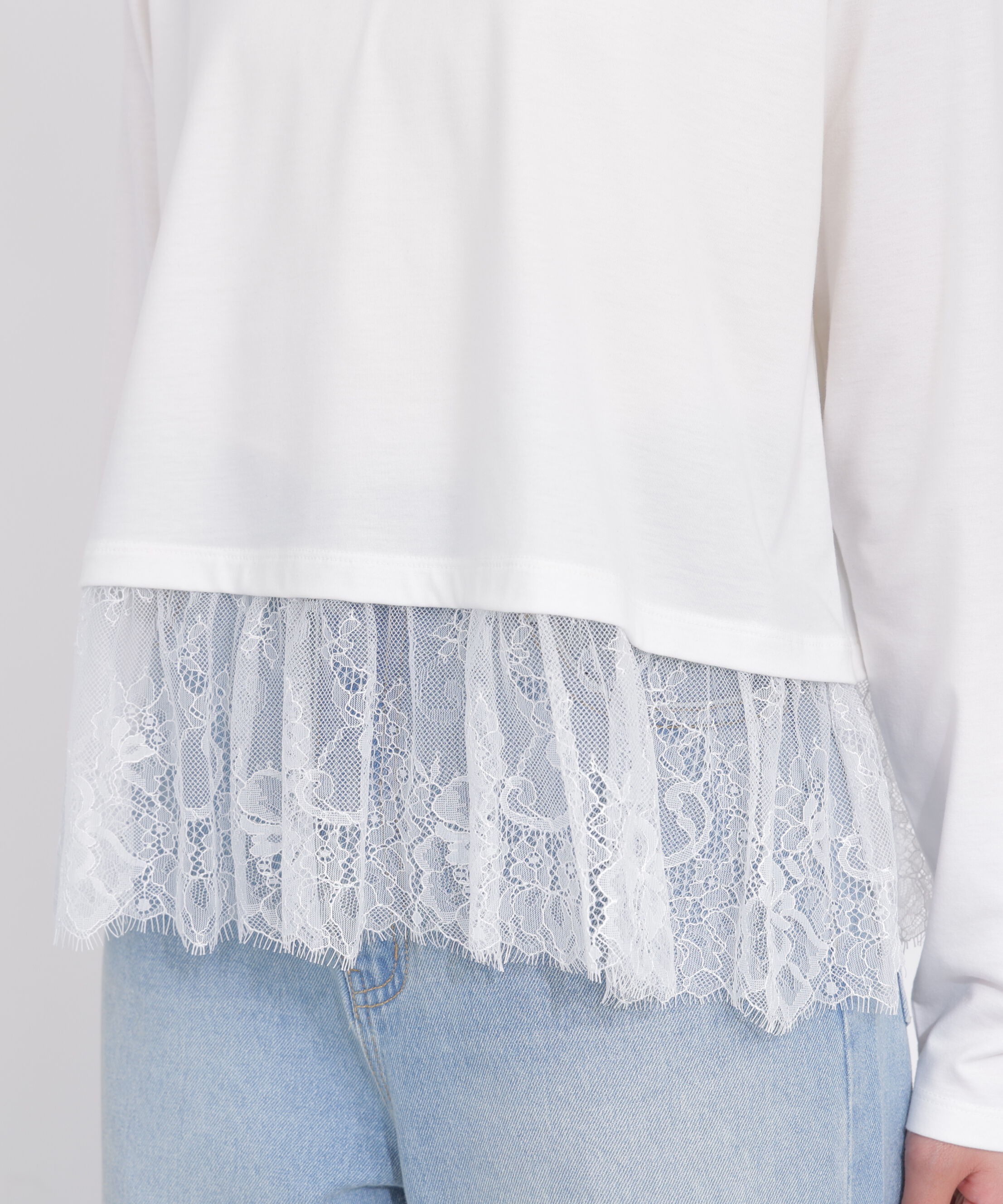  「＜a/mie＞レースヘム長袖Tシャツ」|Tシャツ・カットソー|