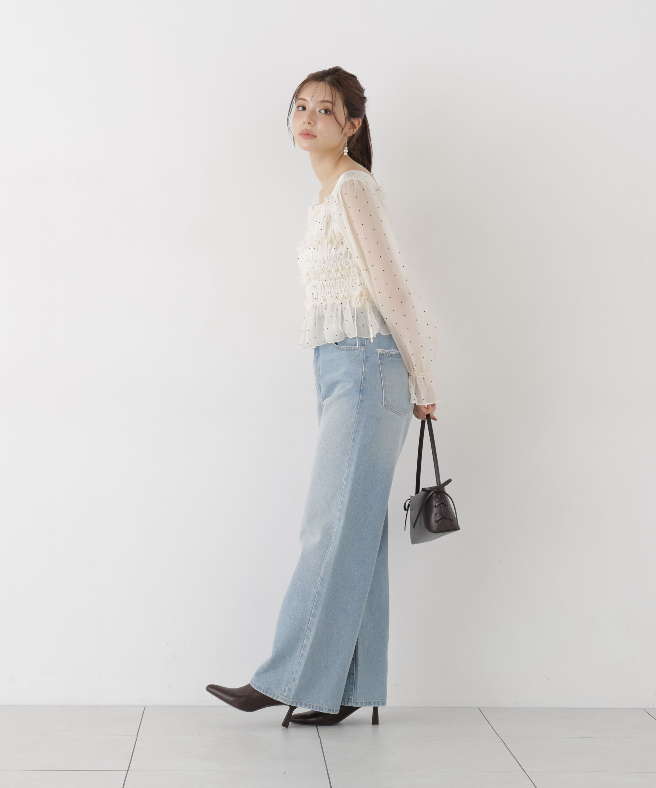 PROPORTION BODY DRESSING「＜a/mie＞シャーリングフリルキャンディースリーブブラウス」|シャツ・ブラウス|