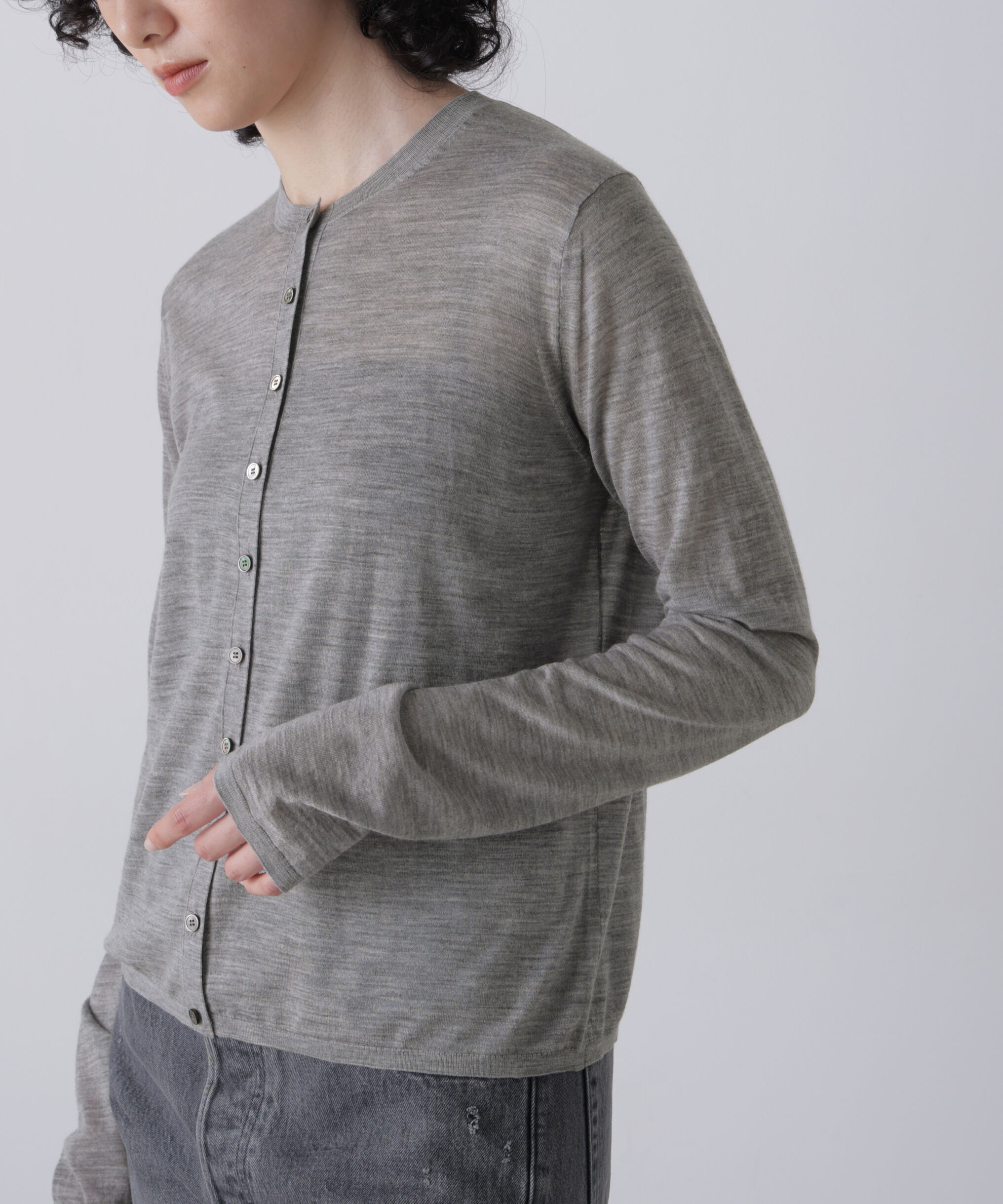 YLEVE 「YLEVE / 2/100 FINE WOOL SHEER KNIT CARDIGAN」|ニット・セーター|