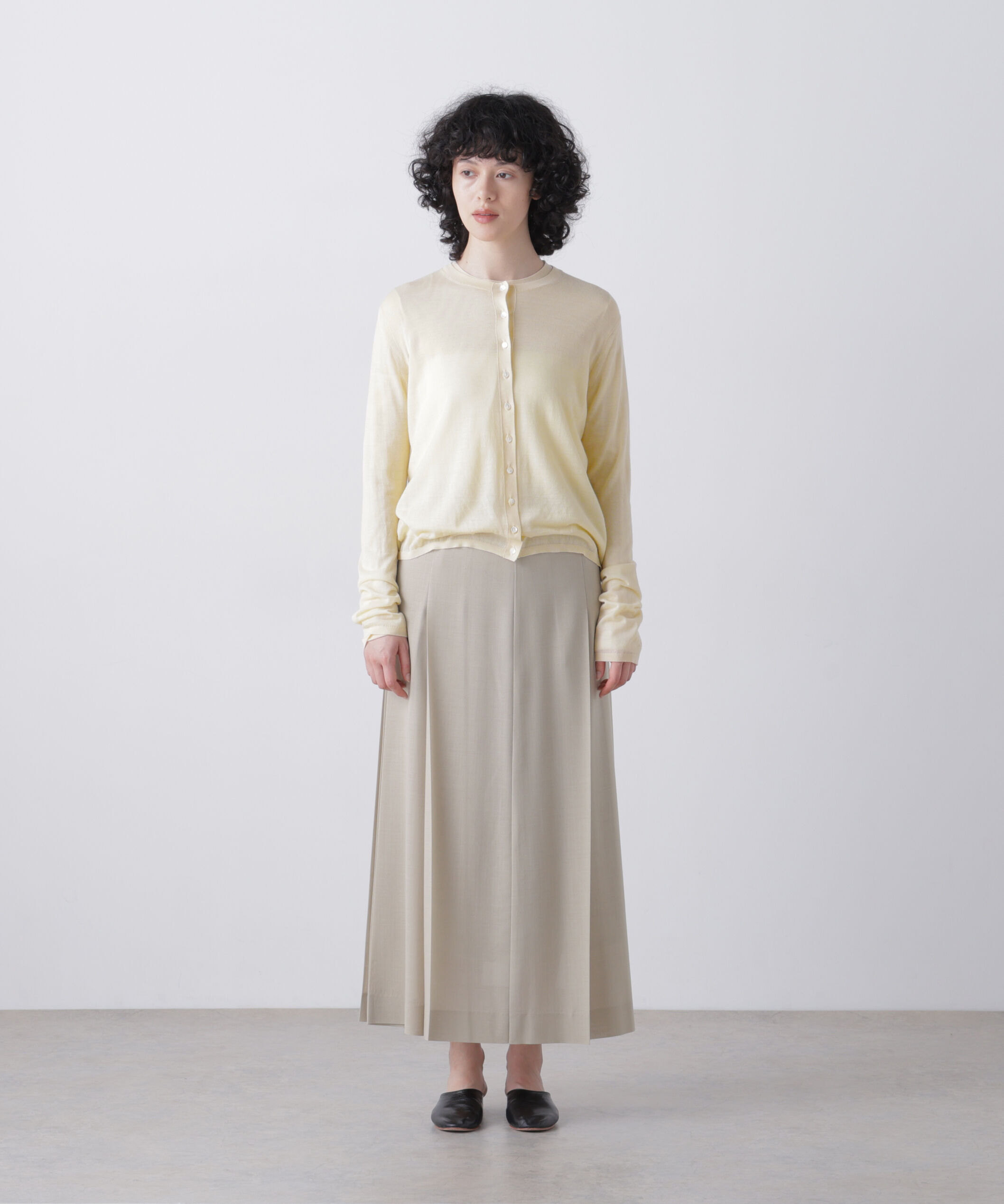 YLEVE 「YLEVE / 2/100 FINE WOOL SHEER KNIT CARDIGAN」|ニット・セーター|