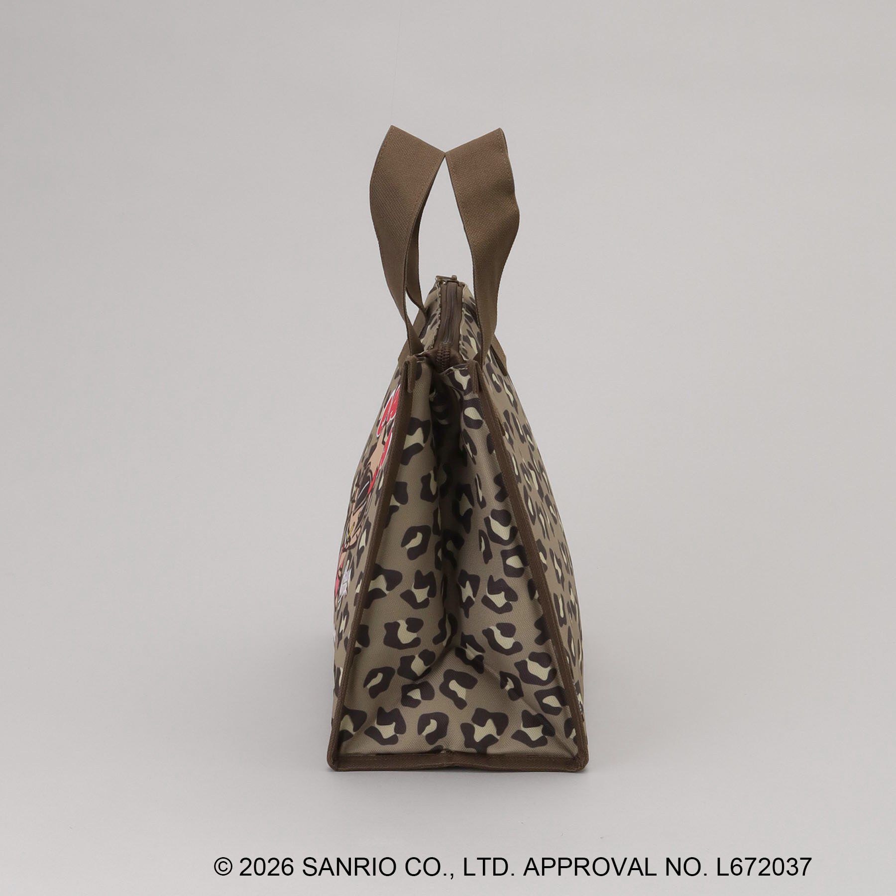 212 KITCHEN STORE「日焼けハローキティ 三角マチ保冷バッグ LEOPARD BR」|その他|