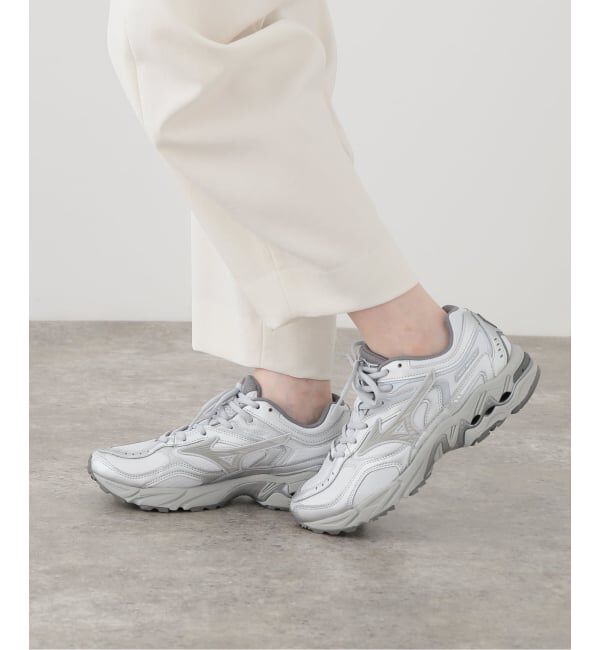  「MIZUNO WAVE MUSTANG LS D1GA260C02：スニーカー」|スニーカー|