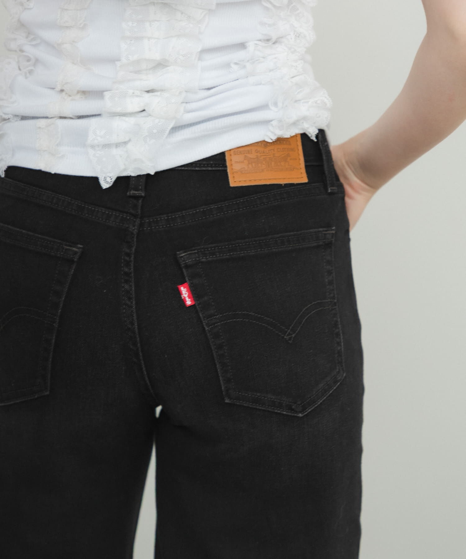 URBAN RESEARCH「LEVI&rsquo;S　EXCLUSIVE 728 HR WIDELEG」|デニム|