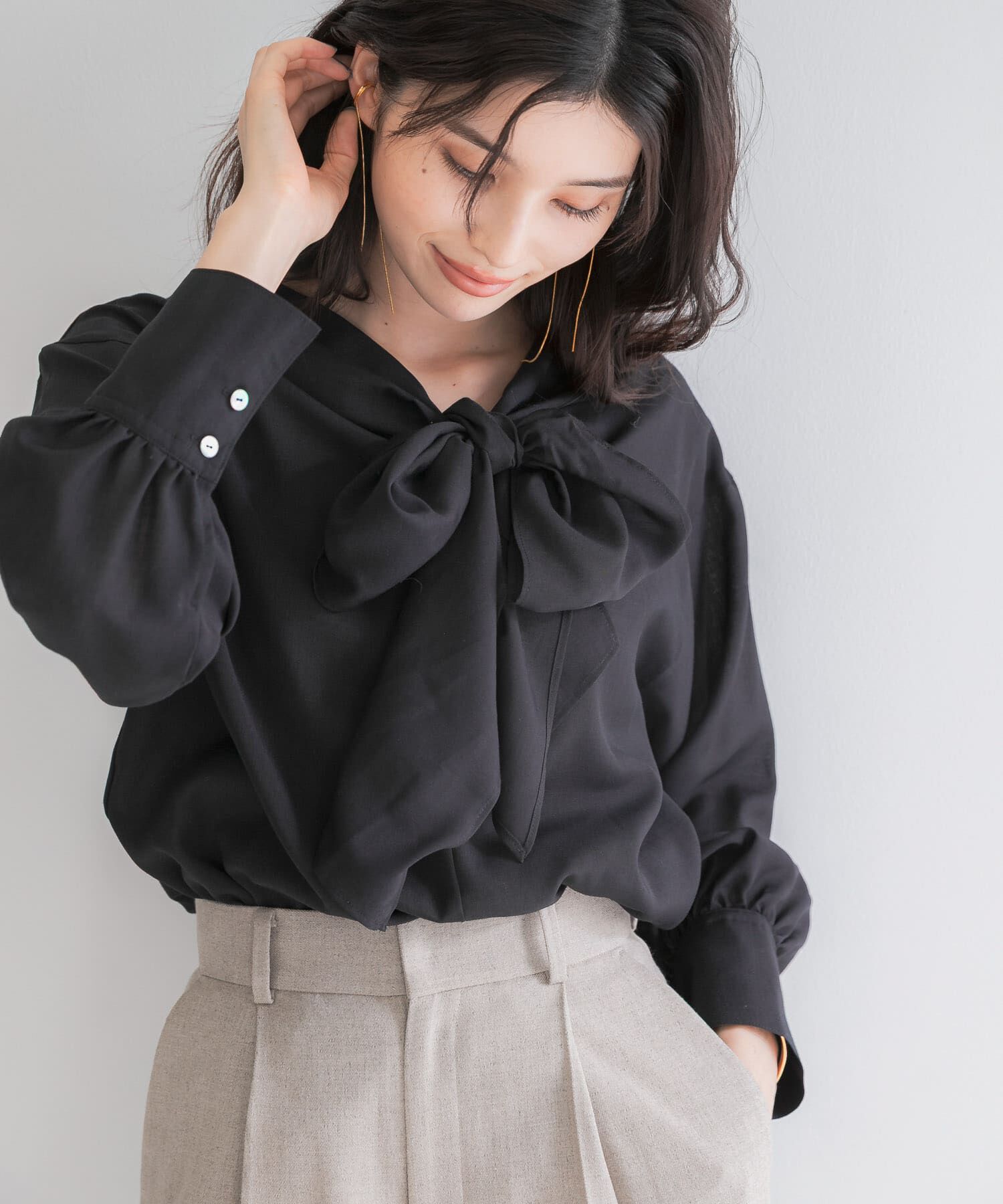 URBAN RESEARCH ROSSO「セミシアーウール混2WAYタイブラウス」|シャツ・ブラウス|