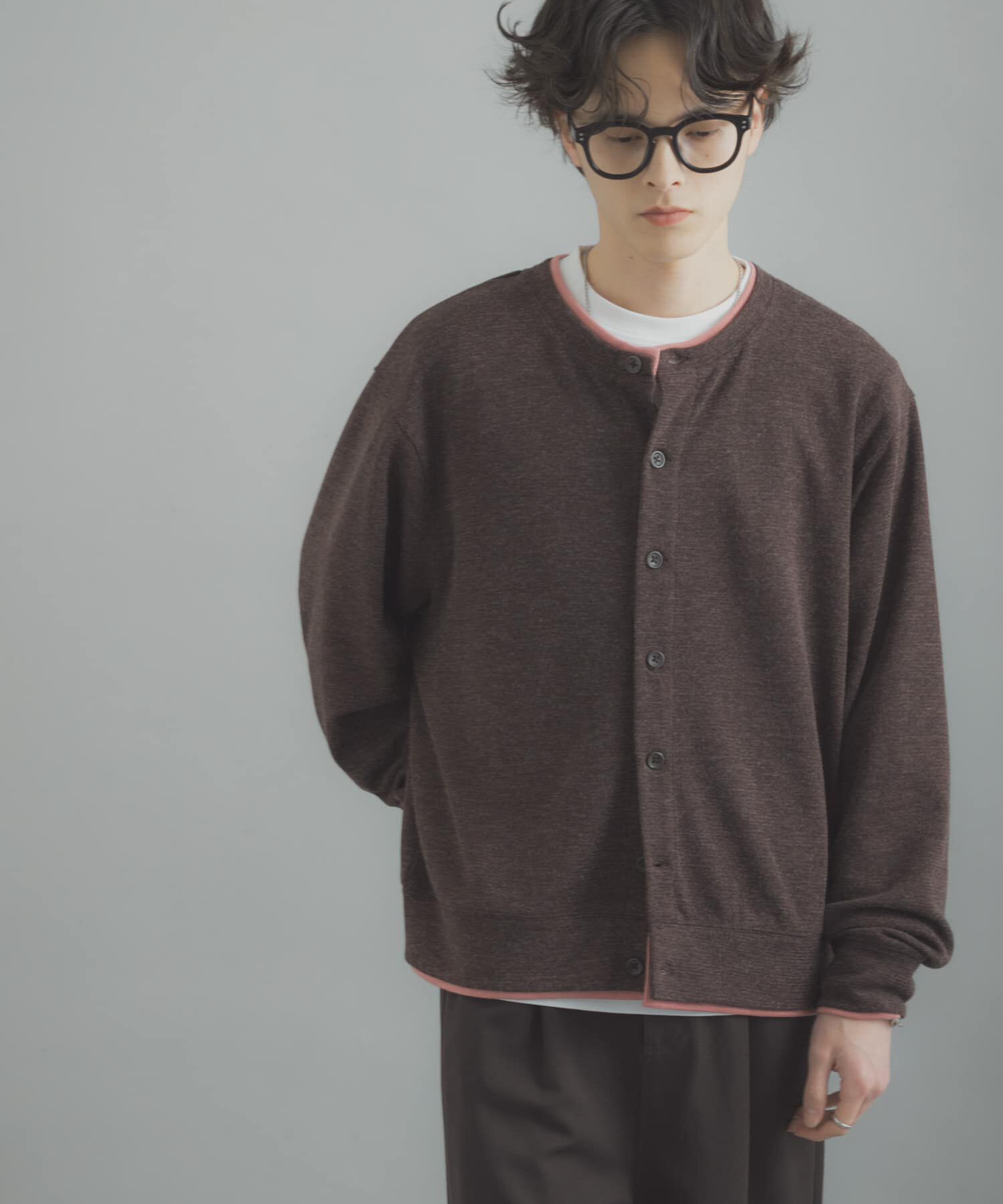 SENSE OF PLACE by URBAN RESEARCH「フェイクレイヤードクルーネックカーディガン」|カーディガン|