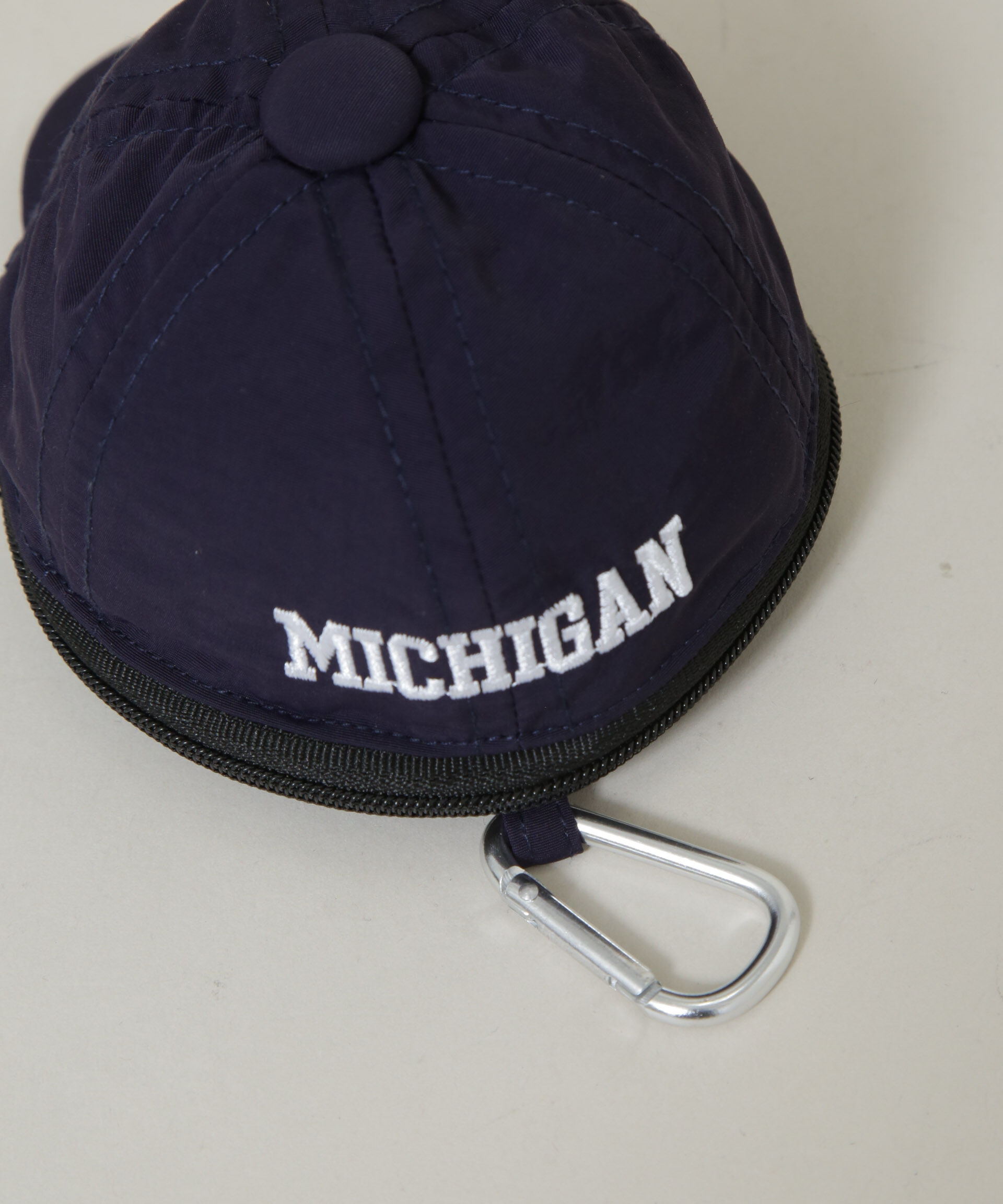 NANO universe「University/MICHIGAN CAP POACH」|財布|