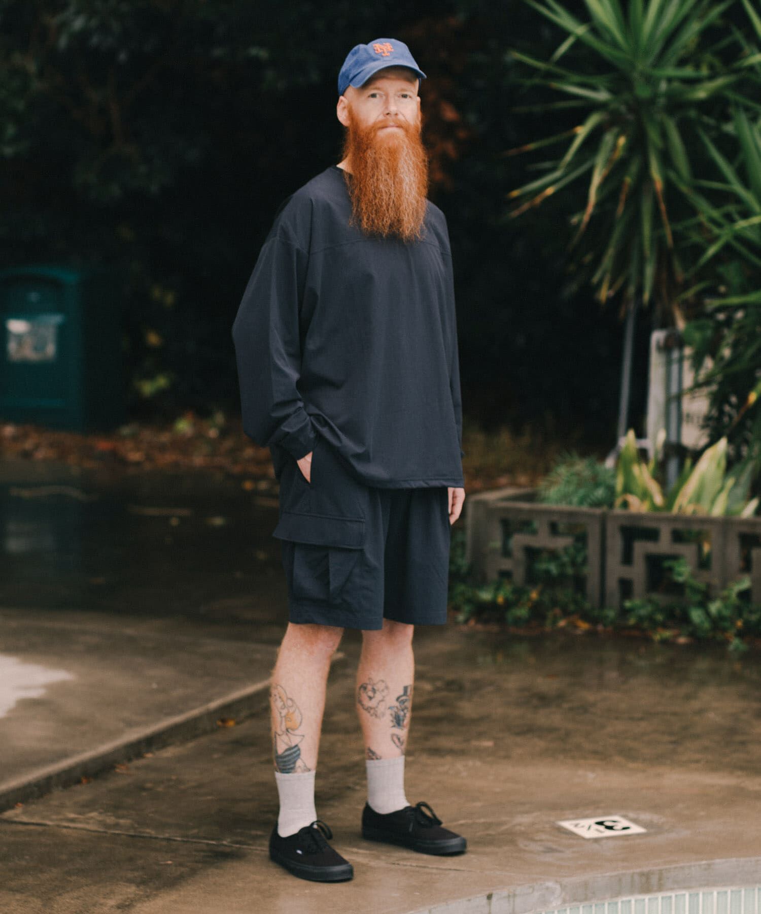 URBAN RESEARCH「Wide Dad　BREEZY TECH CARGO SHORTS」|その他|ネイビー