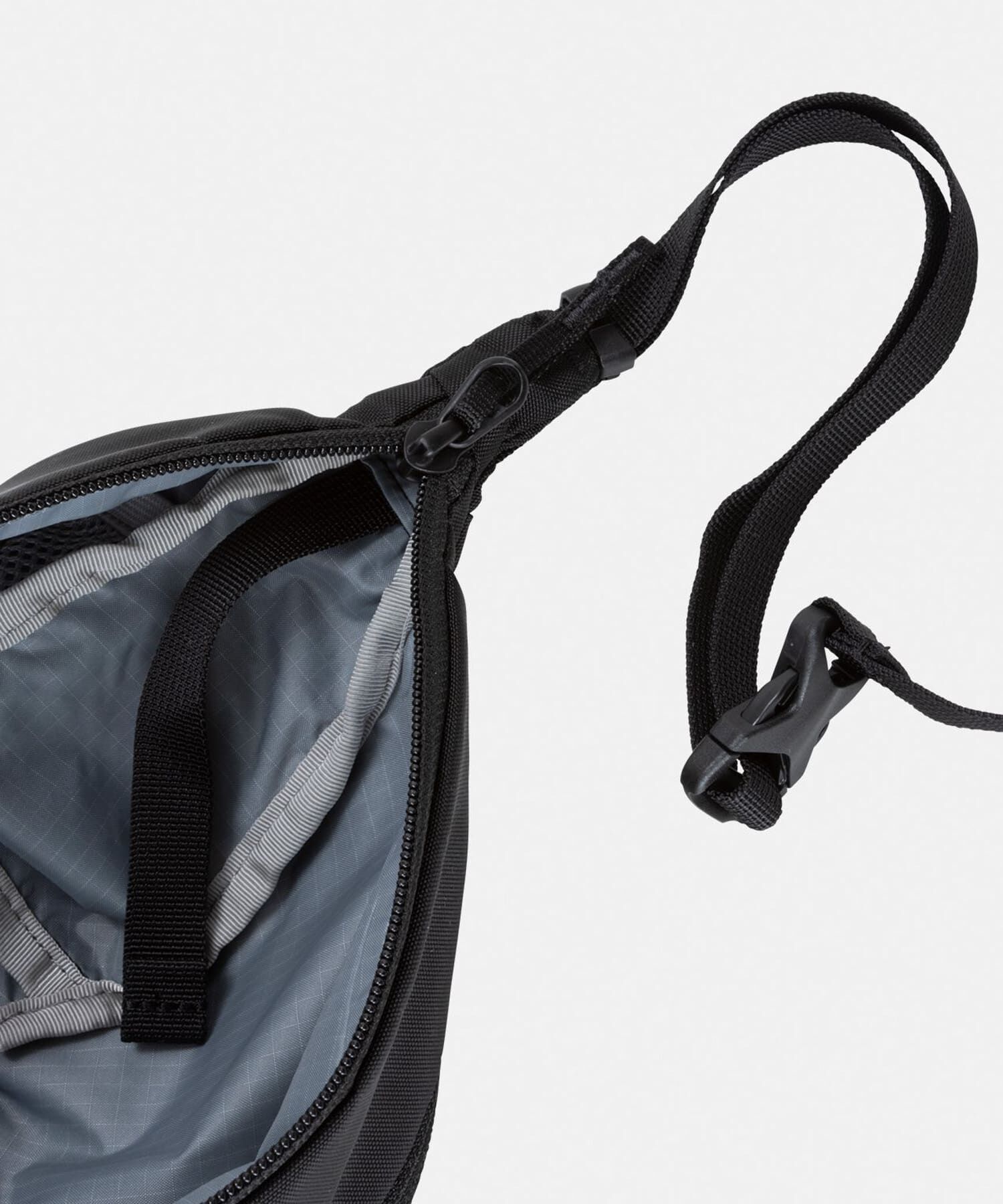 URBAN RESEARCH DOORS「THE NORTH FACE　CAPELLA 2」|ショルダー・メッセンジャー|