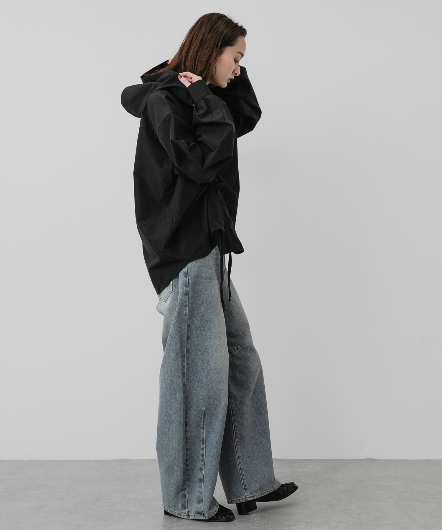 SENSE OF PLACE by URBAN RESEARCH「『WEB限定』シャーリングフリルフーディシャツ」|シャツ・ブラウス|