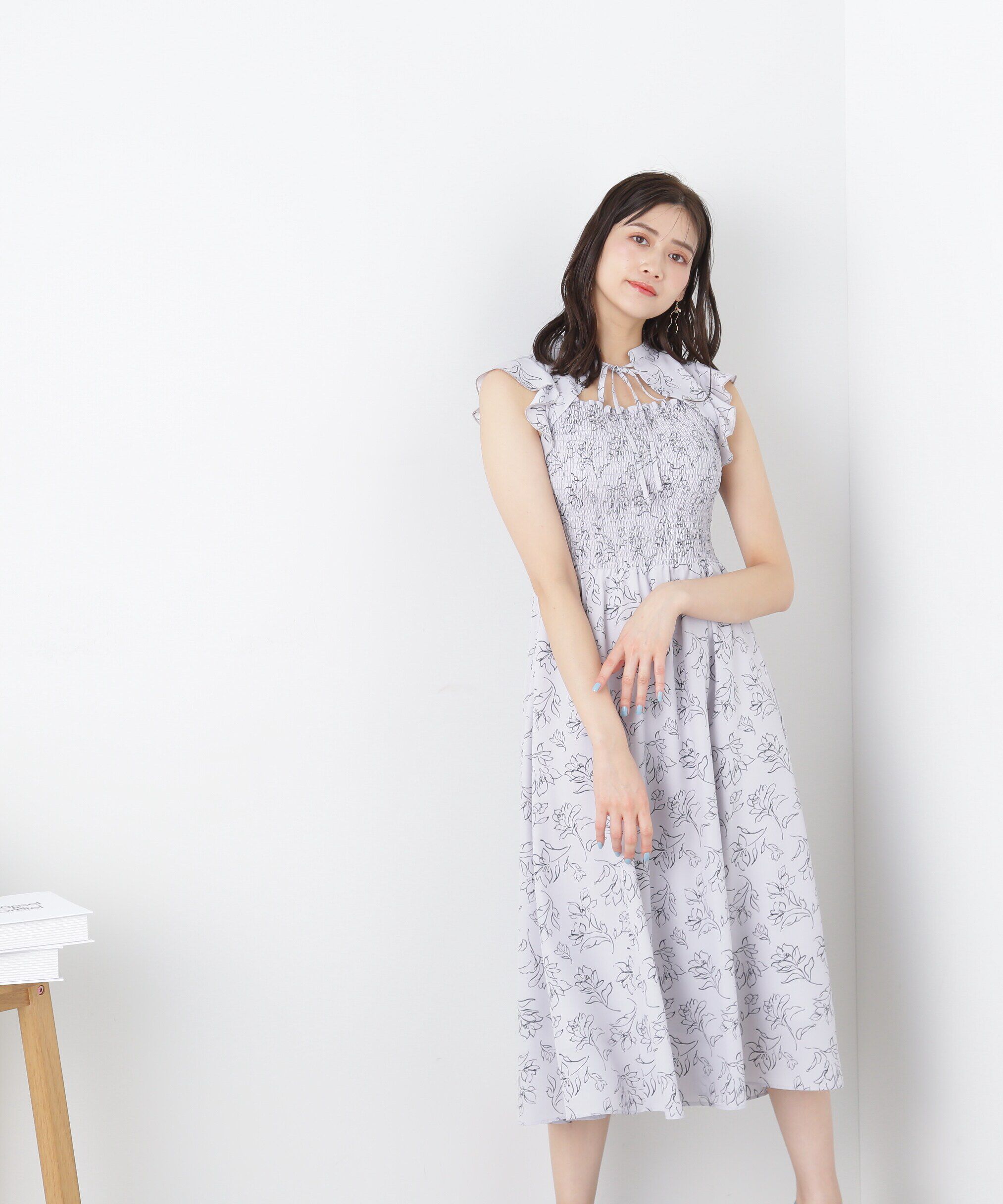  「ラインフラワープリントワンピース　WEB限定カラー：ホワイトグリーン」|ワンピース|