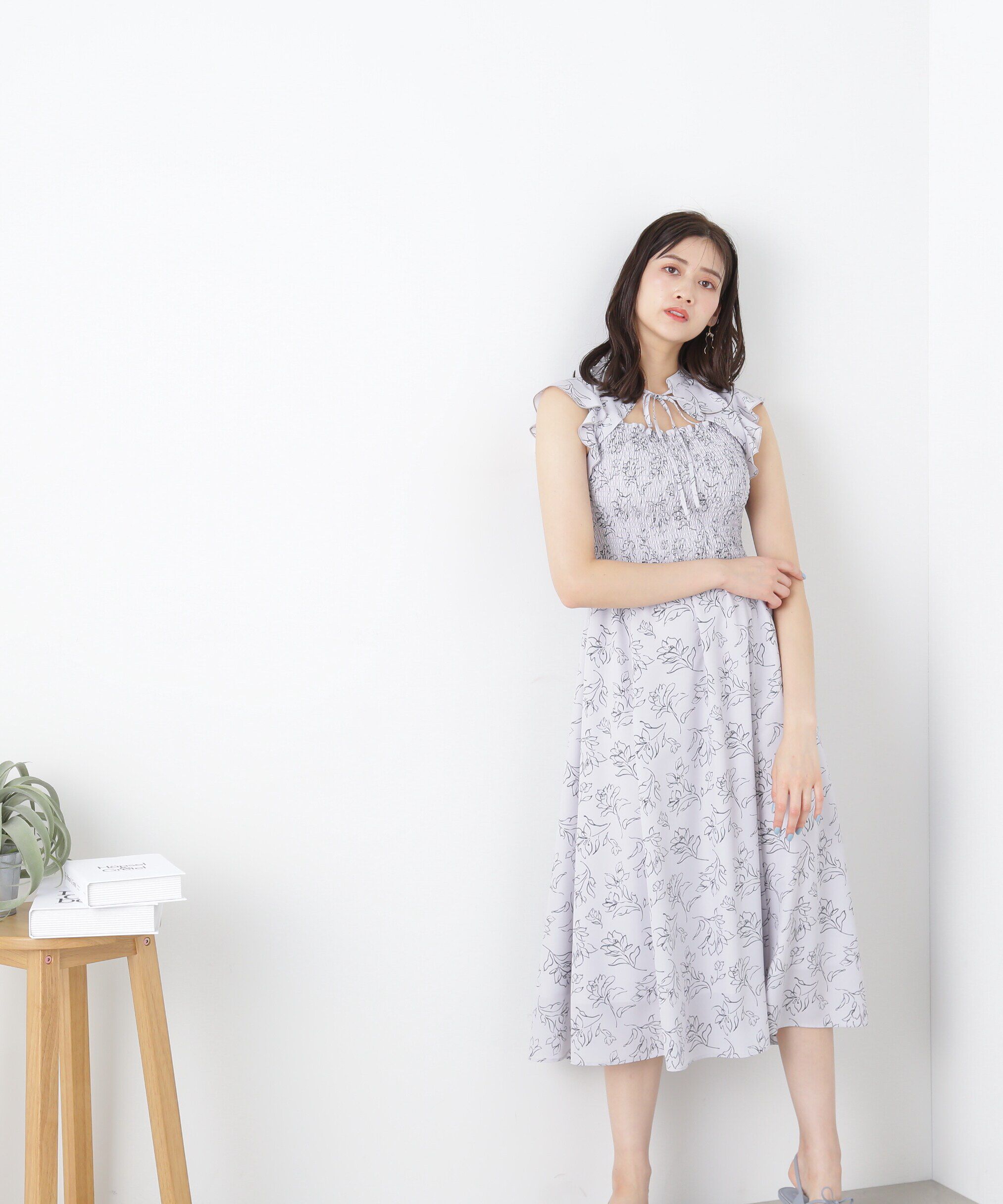  「ラインフラワープリントワンピース　WEB限定カラー：ホワイトグリーン」|ワンピース|