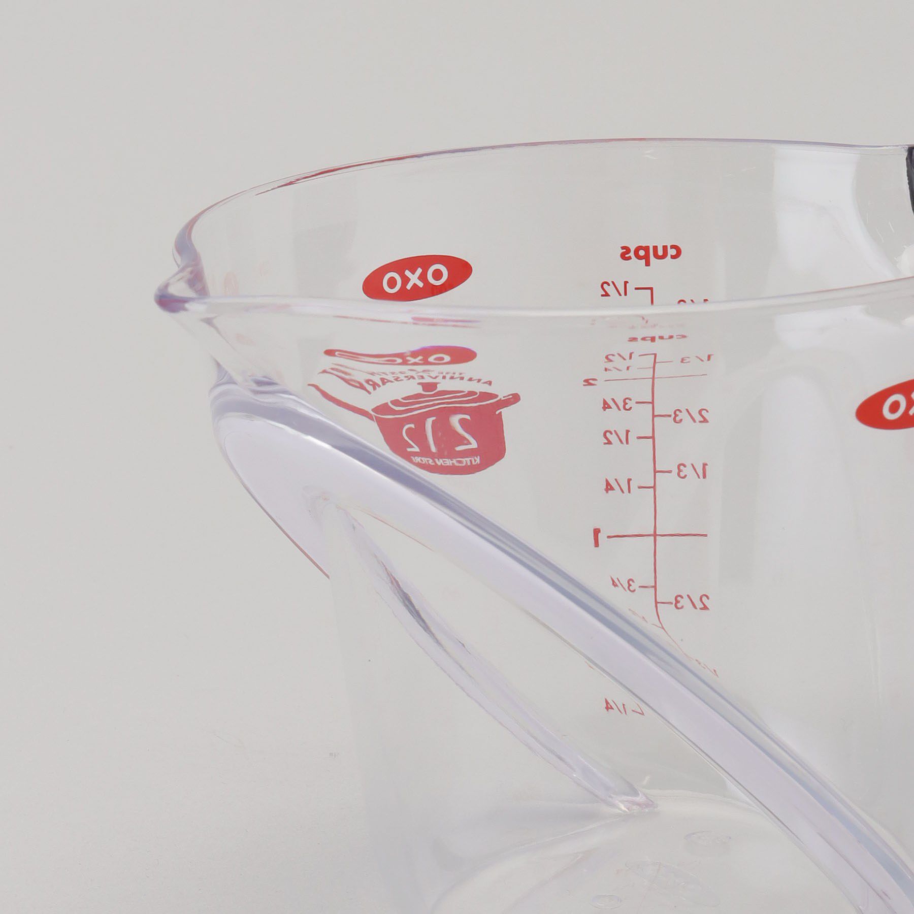 212 KITCHEN STORE「アングルドメジャーカップ 500ml ＜OXO オクソー／212K限定ロゴ入り＞」|食器・キッチングッズ|