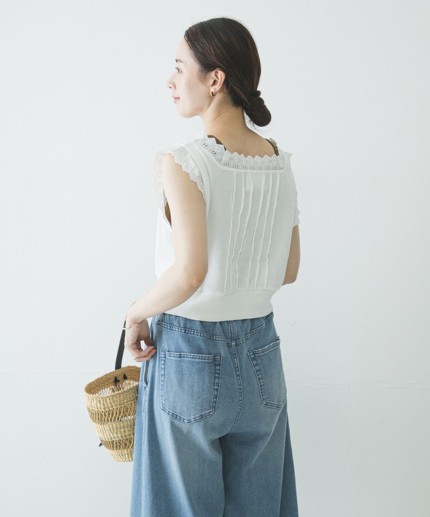 URBAN RESEARCH「crinkle crinkle crinkle　WAFFLE FRILL VEST」|ベスト・ジレ|