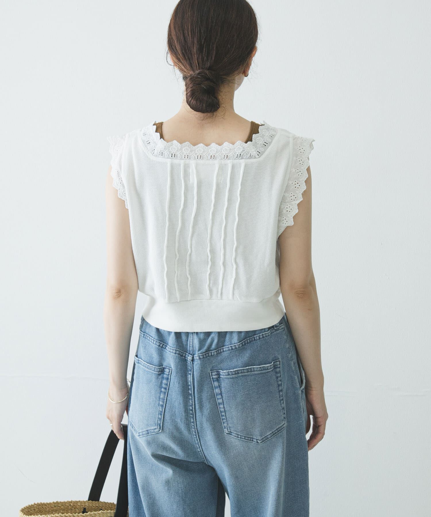 URBAN RESEARCH「crinkle crinkle crinkle　WAFFLE FRILL VEST」|ベスト・ジレ|