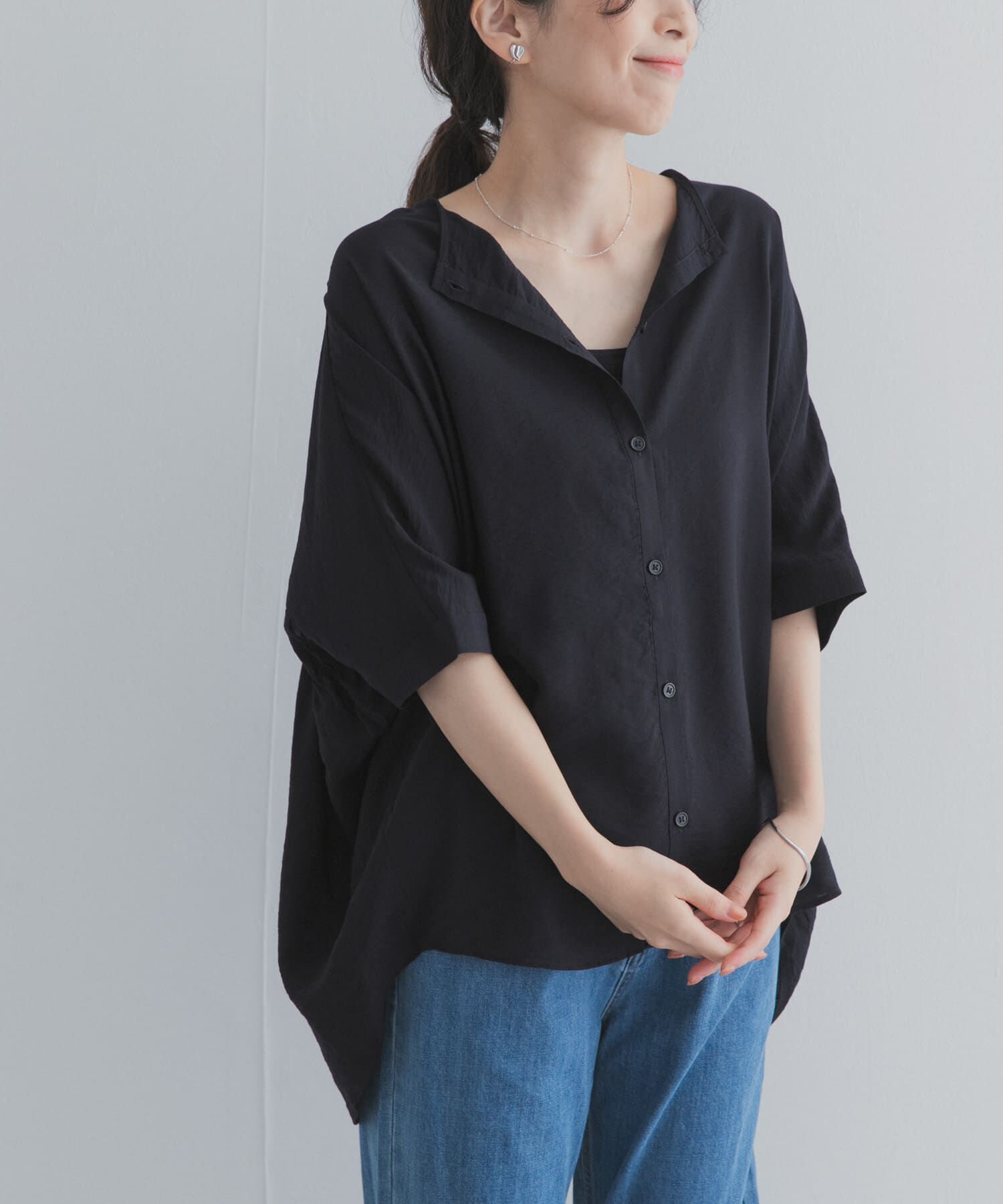 URBAN RESEARCH DOORS「バックシャーリングドルマンブラウス」|シャツ・ブラウス|