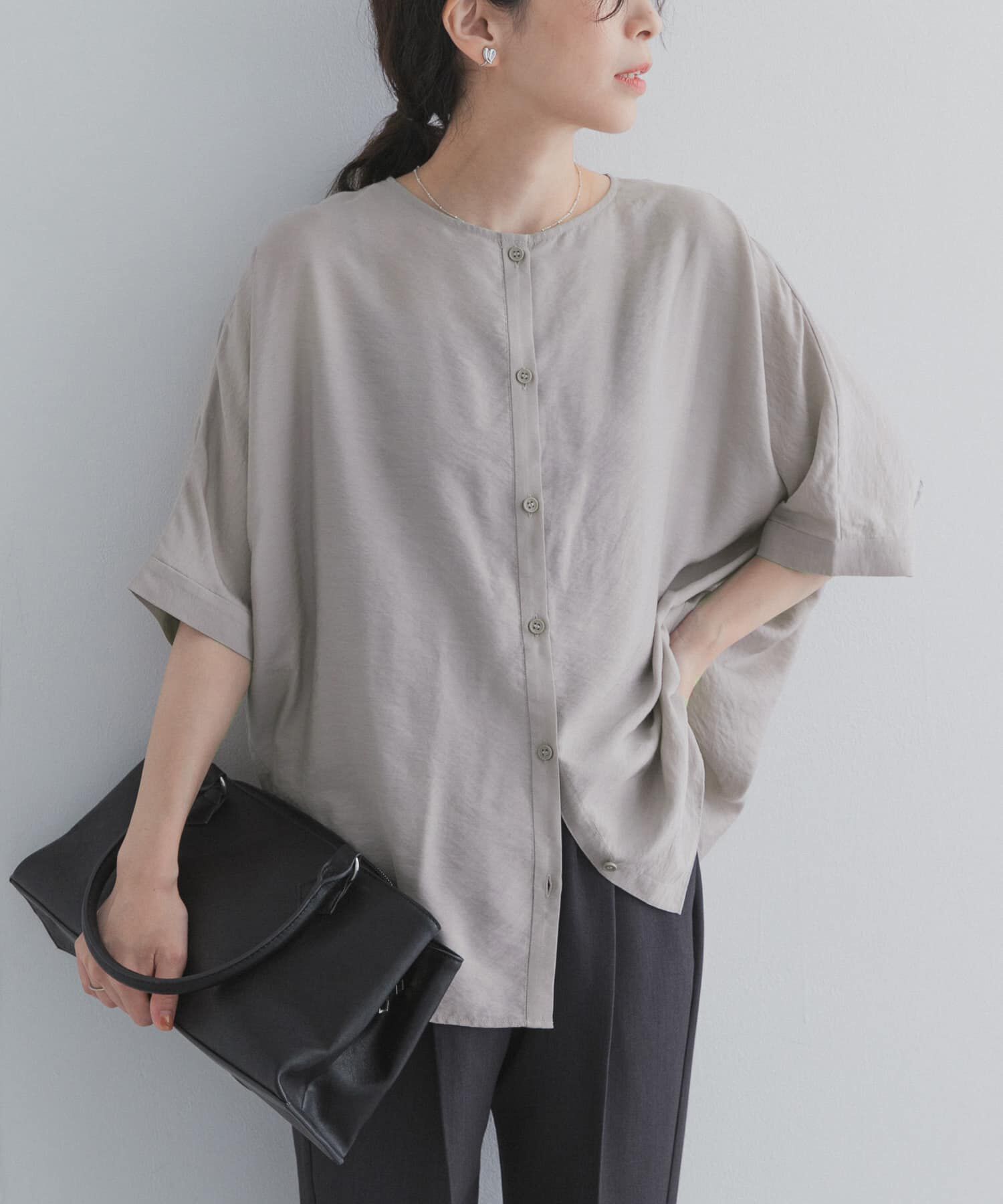 URBAN RESEARCH DOORS「バックシャーリングドルマンブラウス」|シャツ・ブラウス|