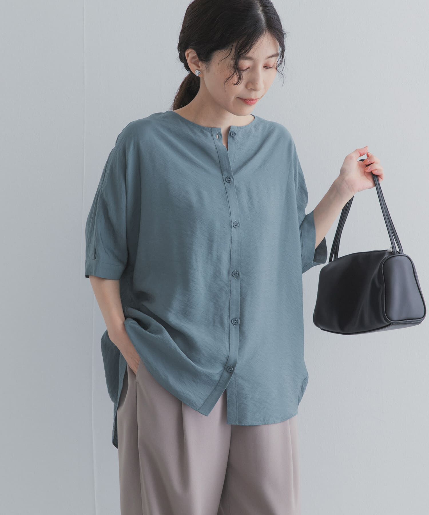URBAN RESEARCH DOORS「バックシャーリングドルマンブラウス」|シャツ・ブラウス|