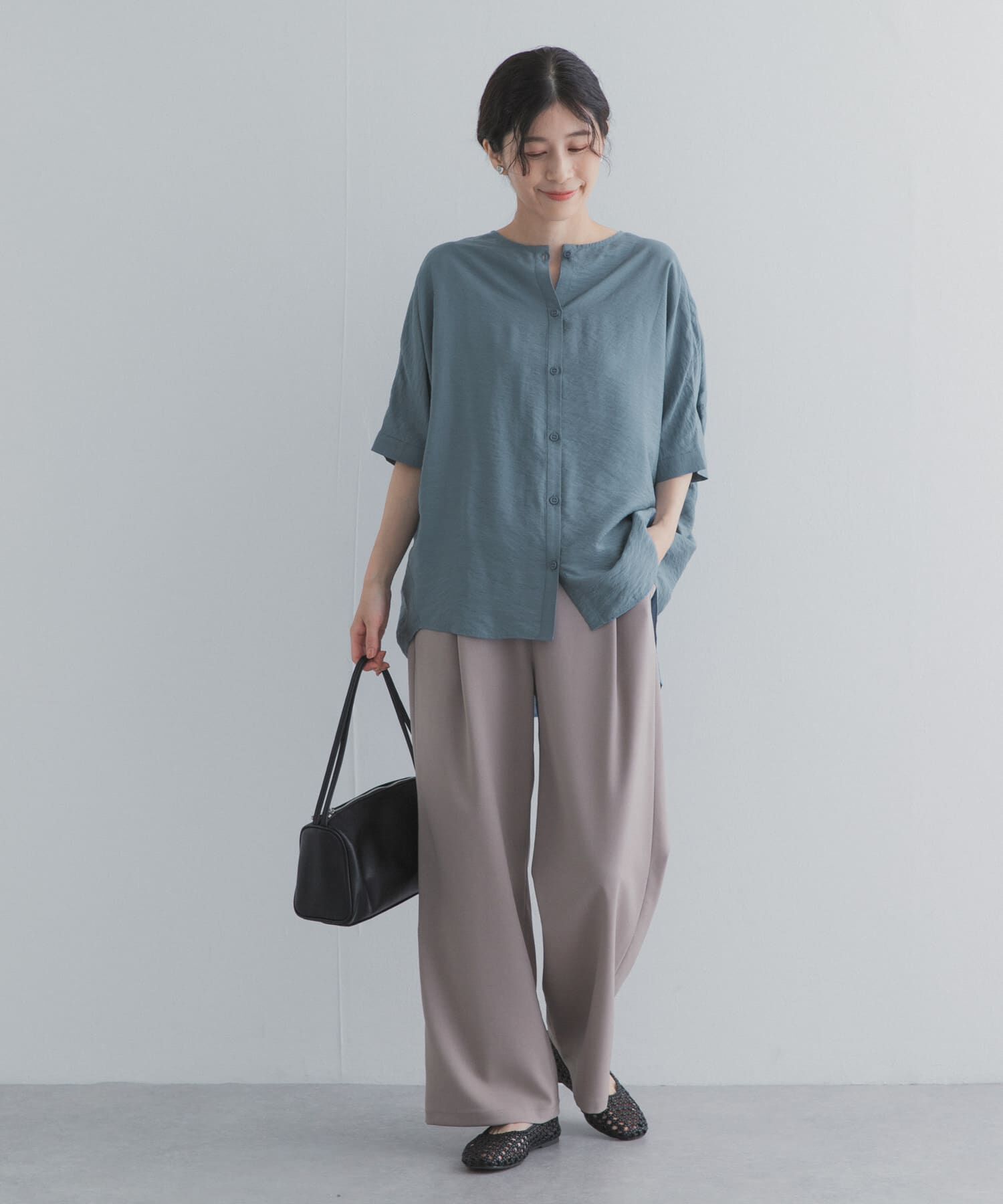URBAN RESEARCH DOORS「バックシャーリングドルマンブラウス」|シャツ・ブラウス|