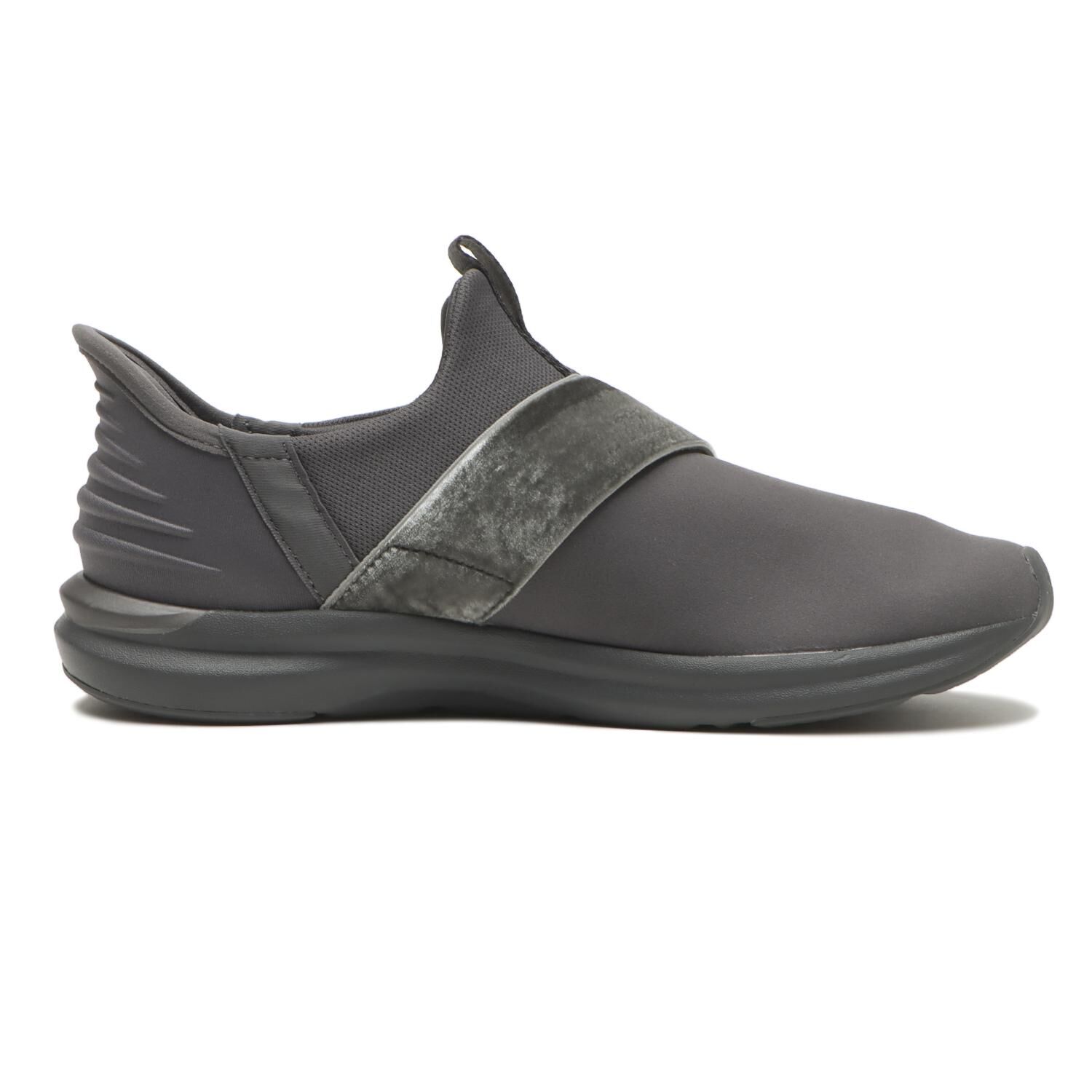 PUMA「【PUMA】W PROWL 3 EASE IN SV」|スニーカー|