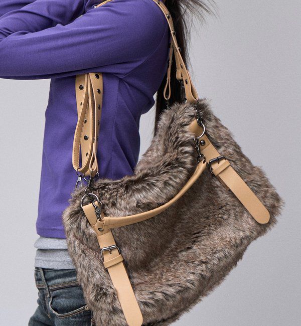  「【26AW LOOK掲載品番】【WEB限定】ファーショルダーバッグ」|ショルダー・メッセンジャー|