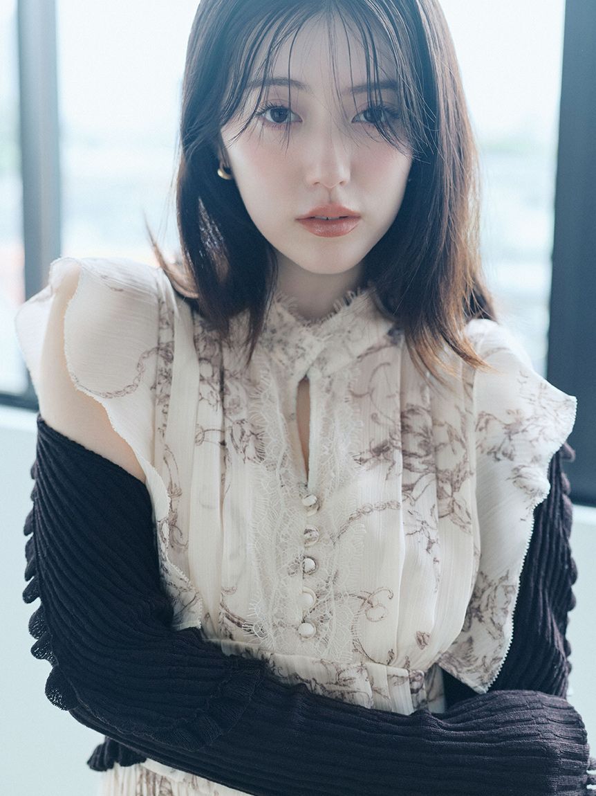 SNIDEL「【販路限定サイズあり】レーストリムプリントプリーツワンピース」|ワンピース|
