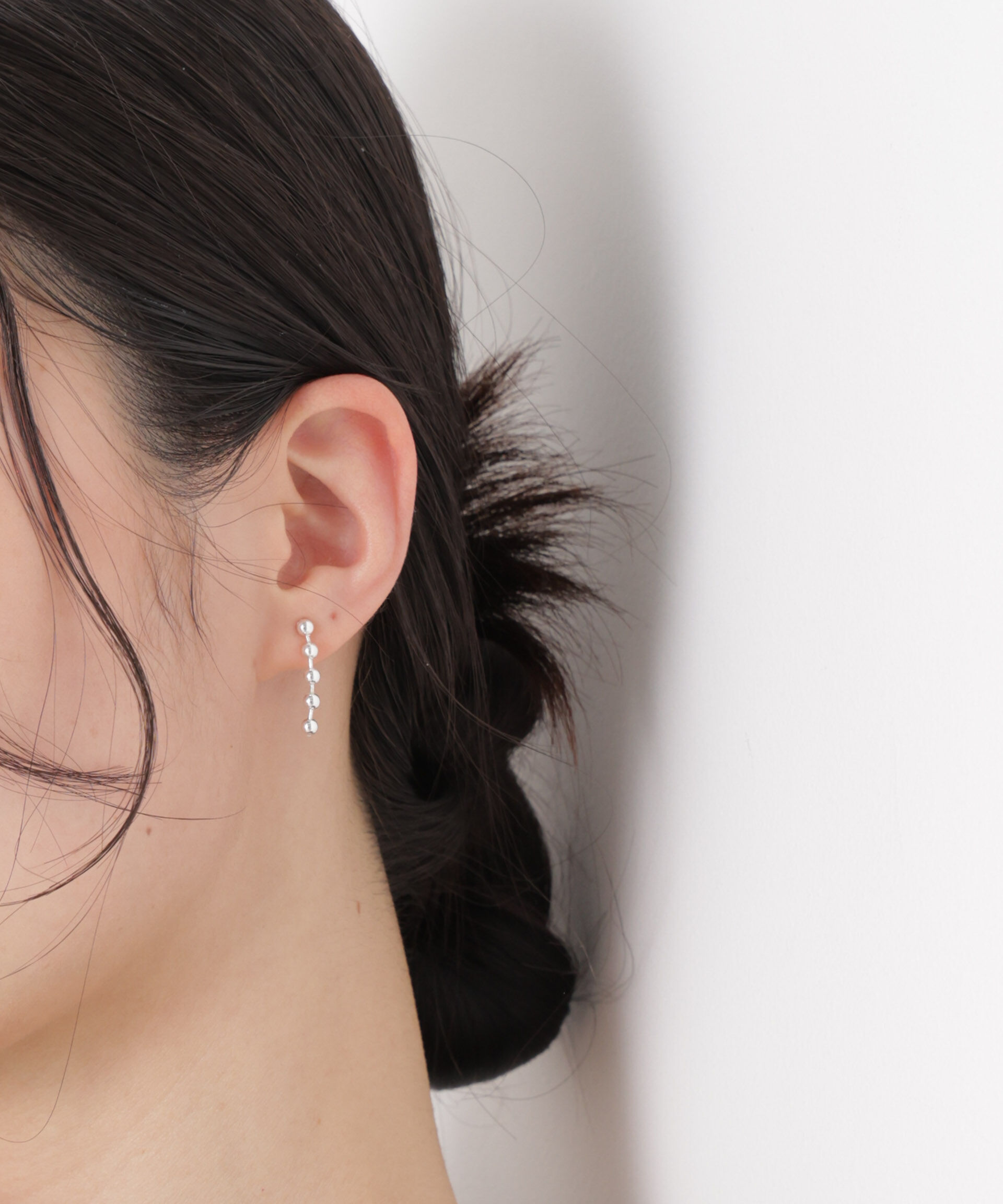 nano･universe「ボールチェーンドロップピアス」|ピアス|シルバー