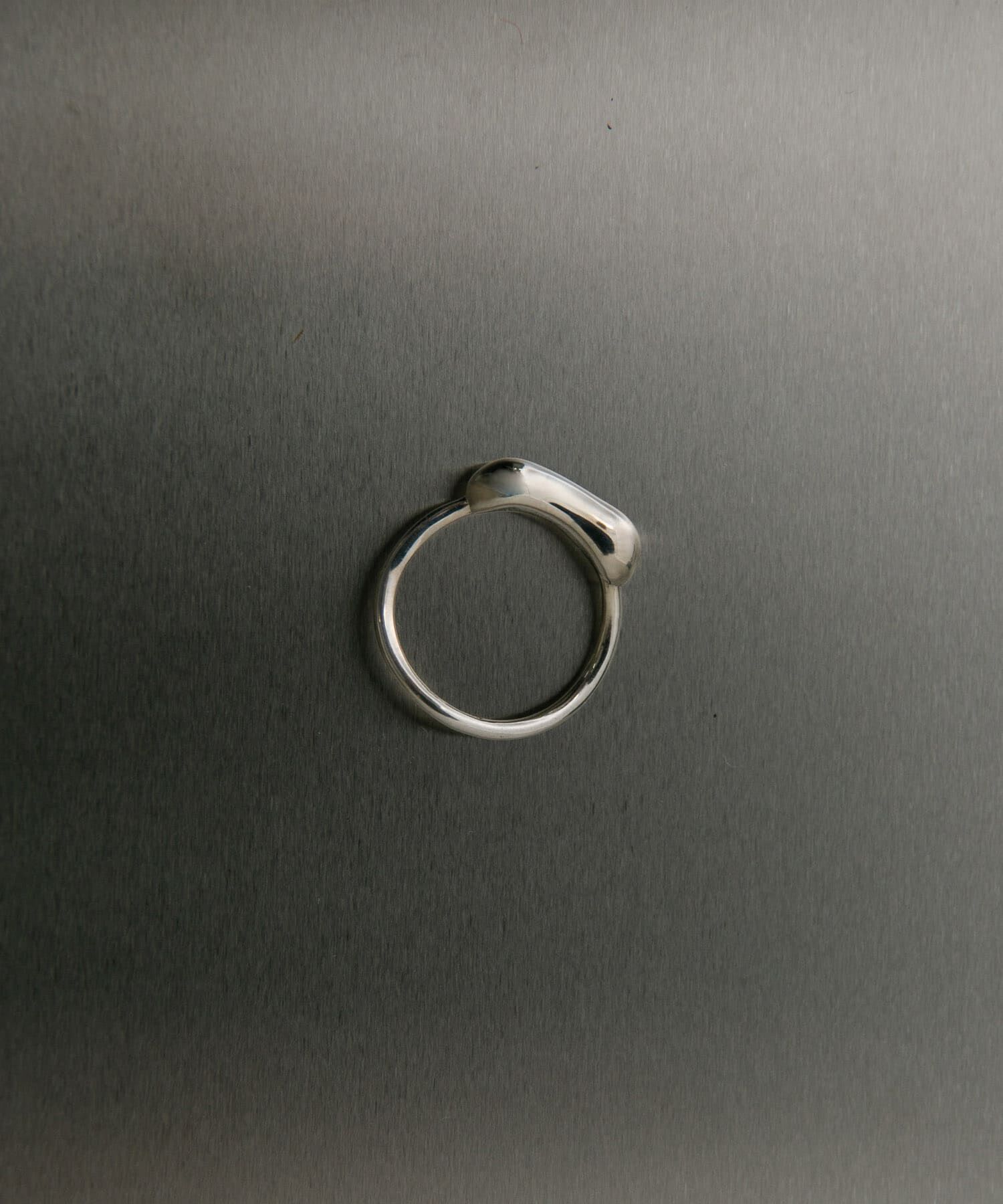 SMELLY「SMELLY so&rsquo;　plump curved line ring」|リング|