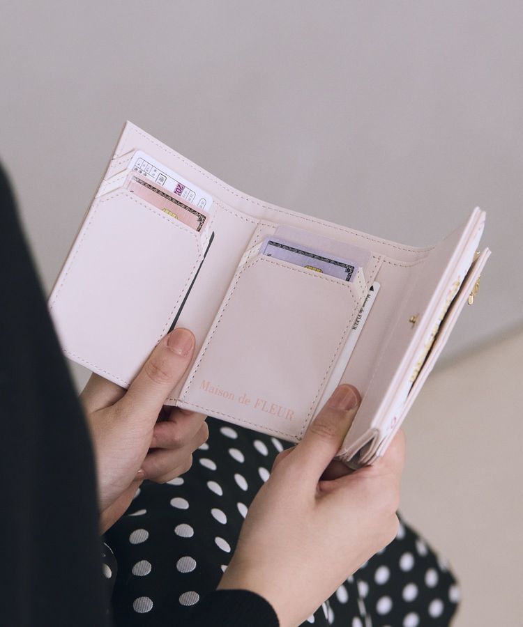 Maison de FLEUR「リボン刺繍ミニウォレット」|財布|