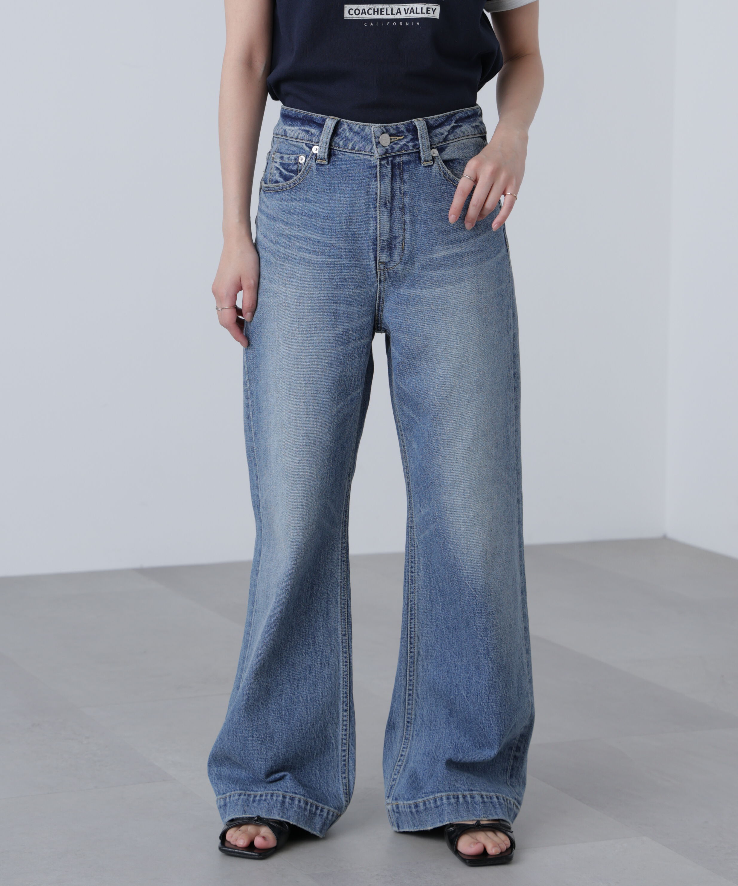  「〈フリーズマート別注〉PICCADILLY ベーシックワイドデニムパンツ」|その他|