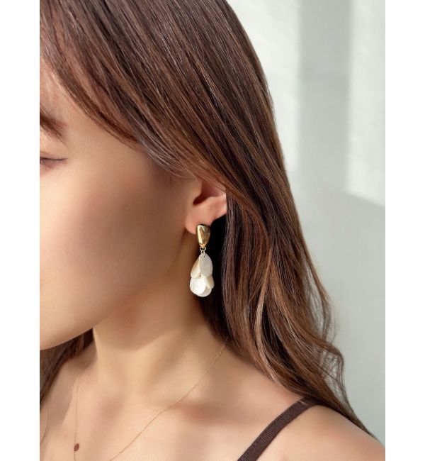 RESEXXY「シェルフラワーメタルピアス」|ピアス|
