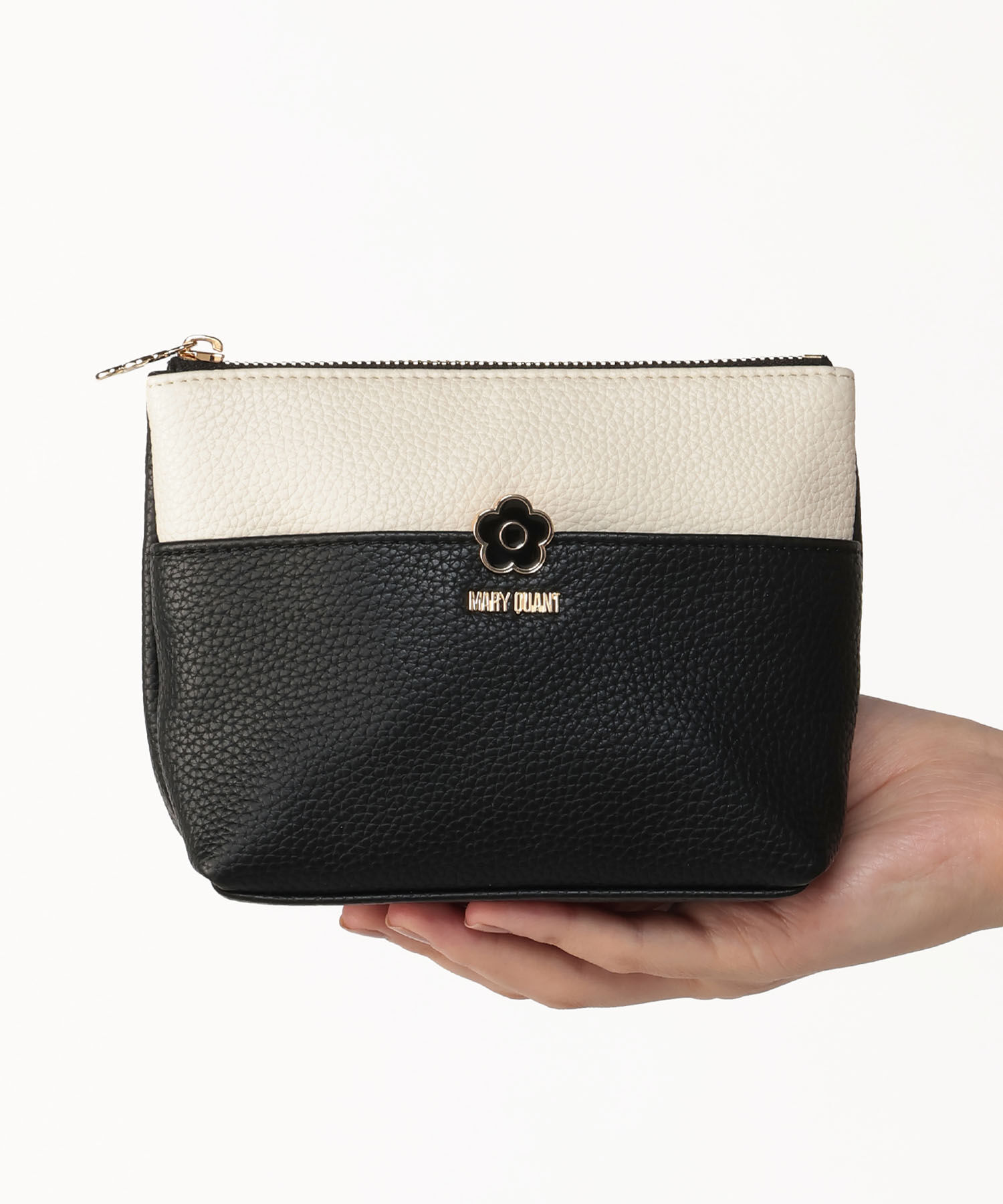 MARY QUANT「バイカラーエポデイジー 舟型ポーチミニ」|ポーチ|