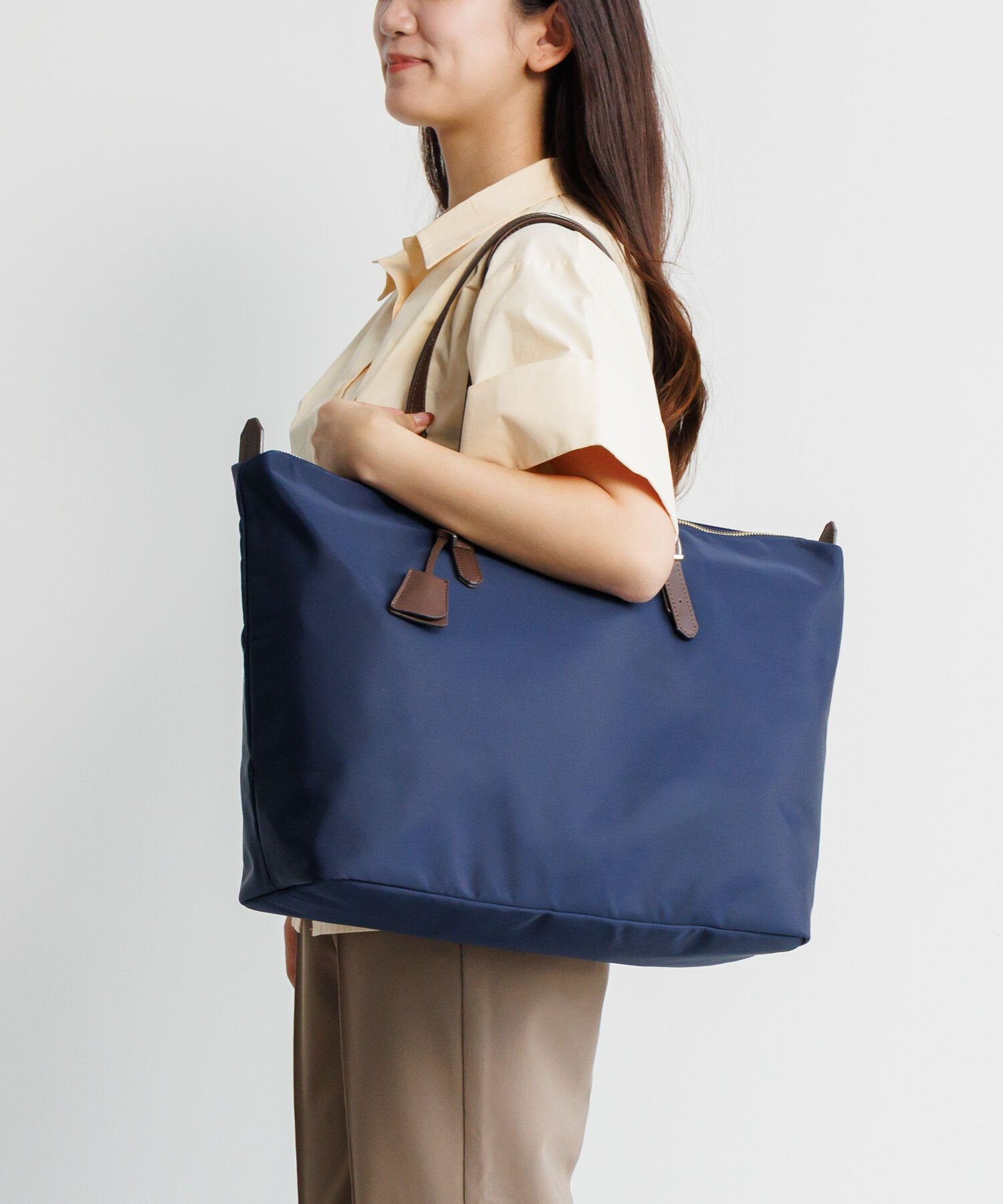  「トートバッグ ビジネス Jewelna Rose ラヴィーナ フォールディングトートバッグ B4サイズ 16292」|トートバッグ|ネイビー