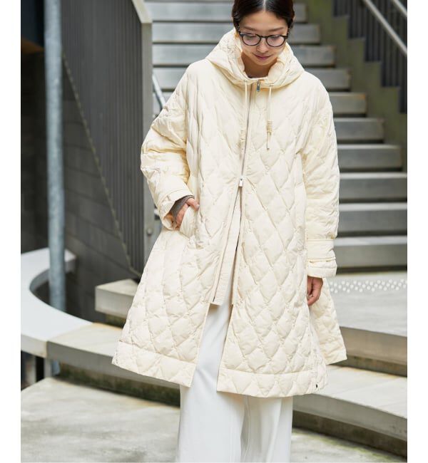 IENA「《予約》miffew/ミフュー TENT LINE ZIP UP DOWN CT ダウンコート FEW26WJK5463」|ダウン|