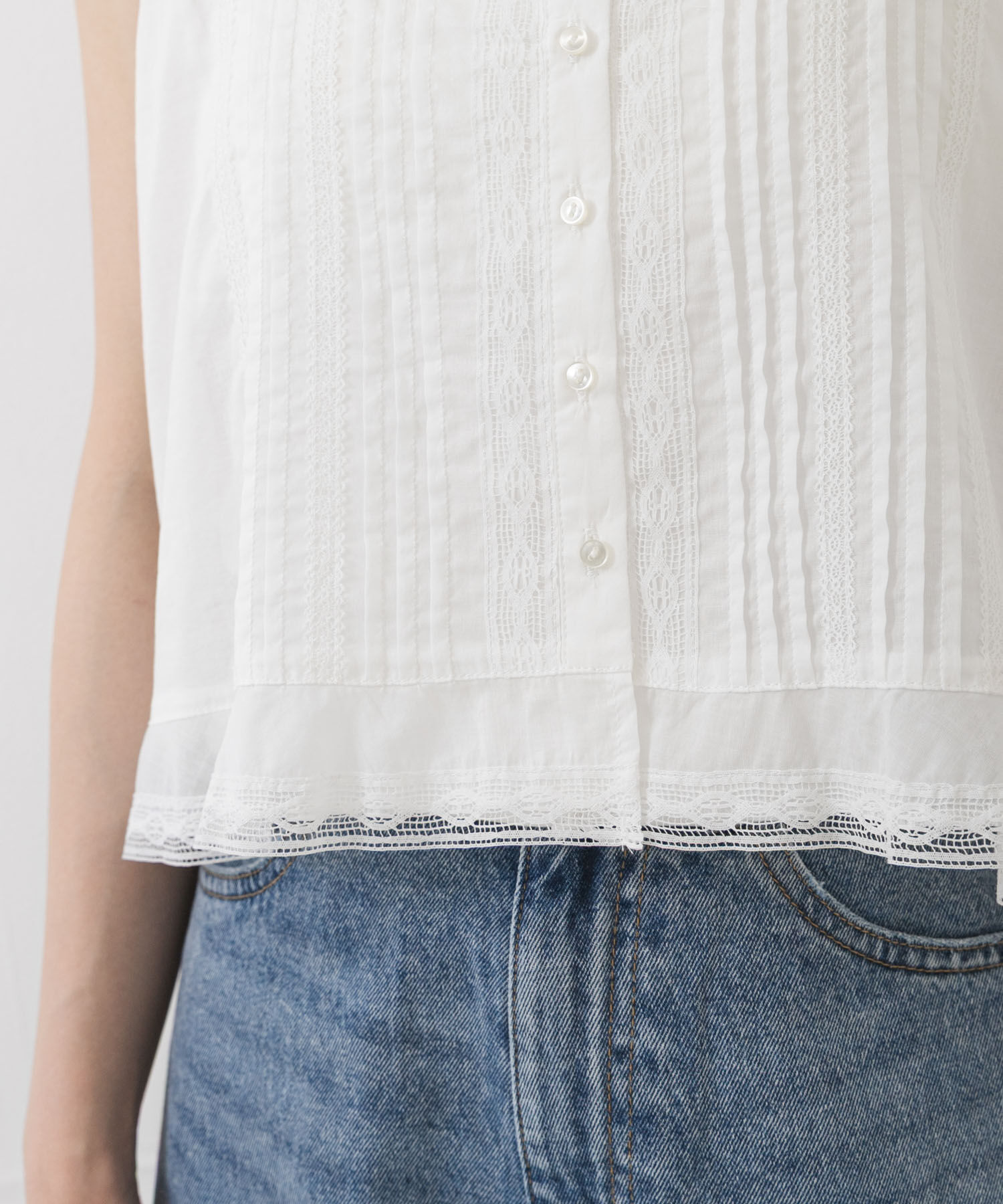 URBAN RESEARCH「Picchi Nia　FEATHER WHITE」|キャミソール|