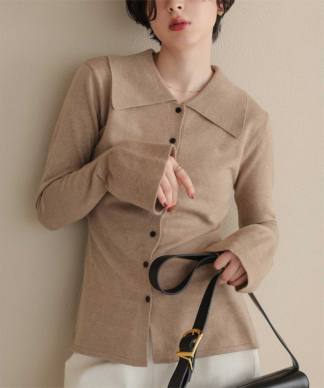 titivate「【赤埴奈津子さんコラボアイテム】前後2way襟付きニットトップス」|ニット・セーター|グレージュ